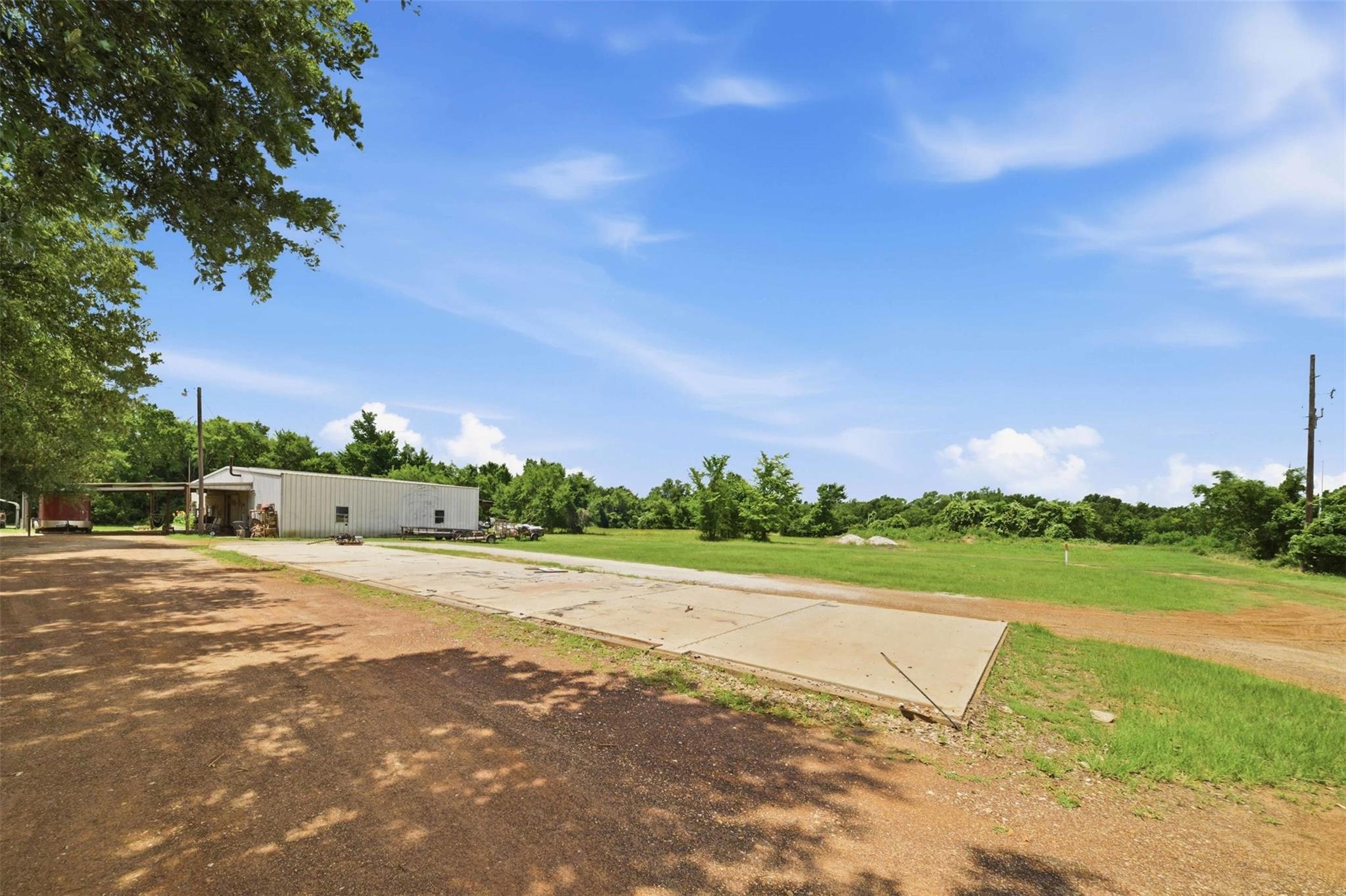 301 Cooks Lane — photo
