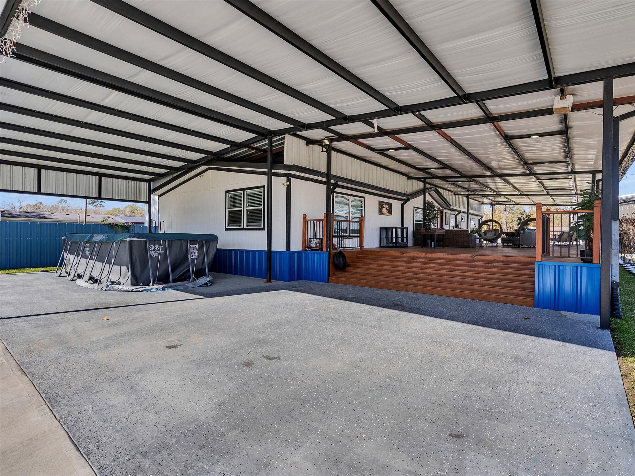 16799 Live Oak Square Drive — photo