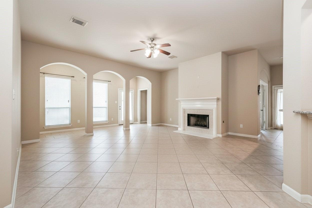 2307 Trinity Manor Lane — photo