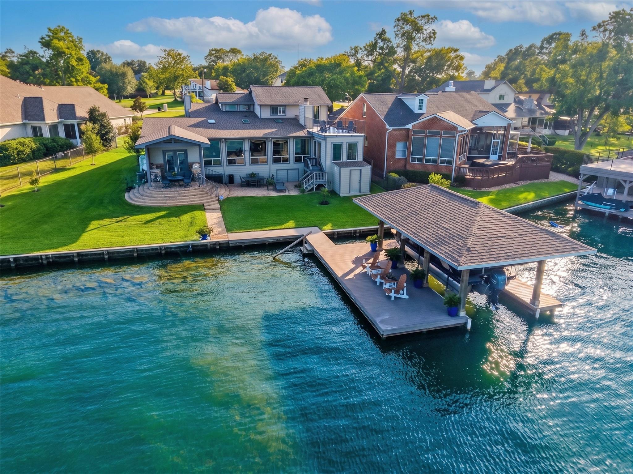 1034 Lake View Drive — photo