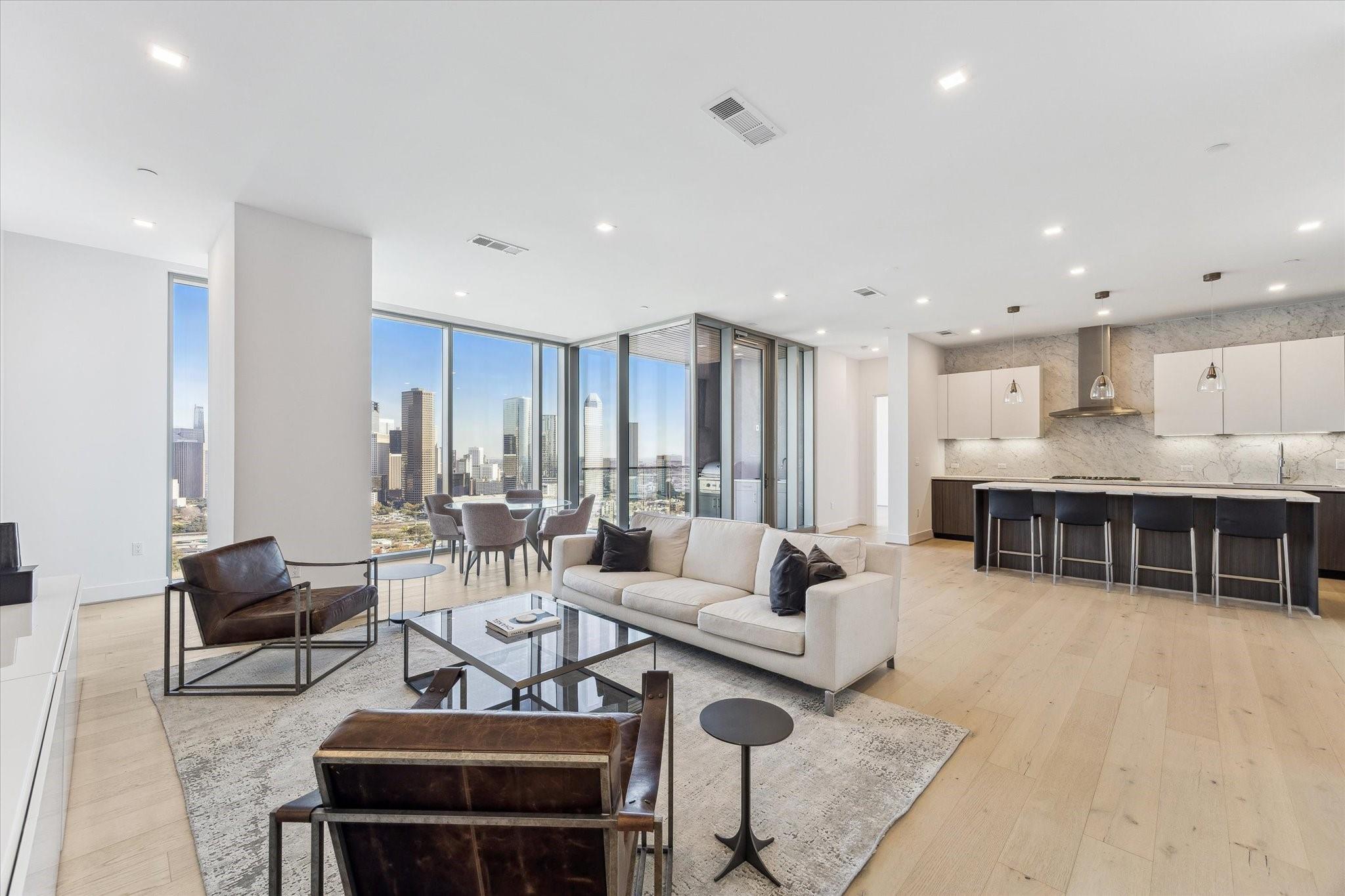 1711 Allen Parkway #2605 — photo