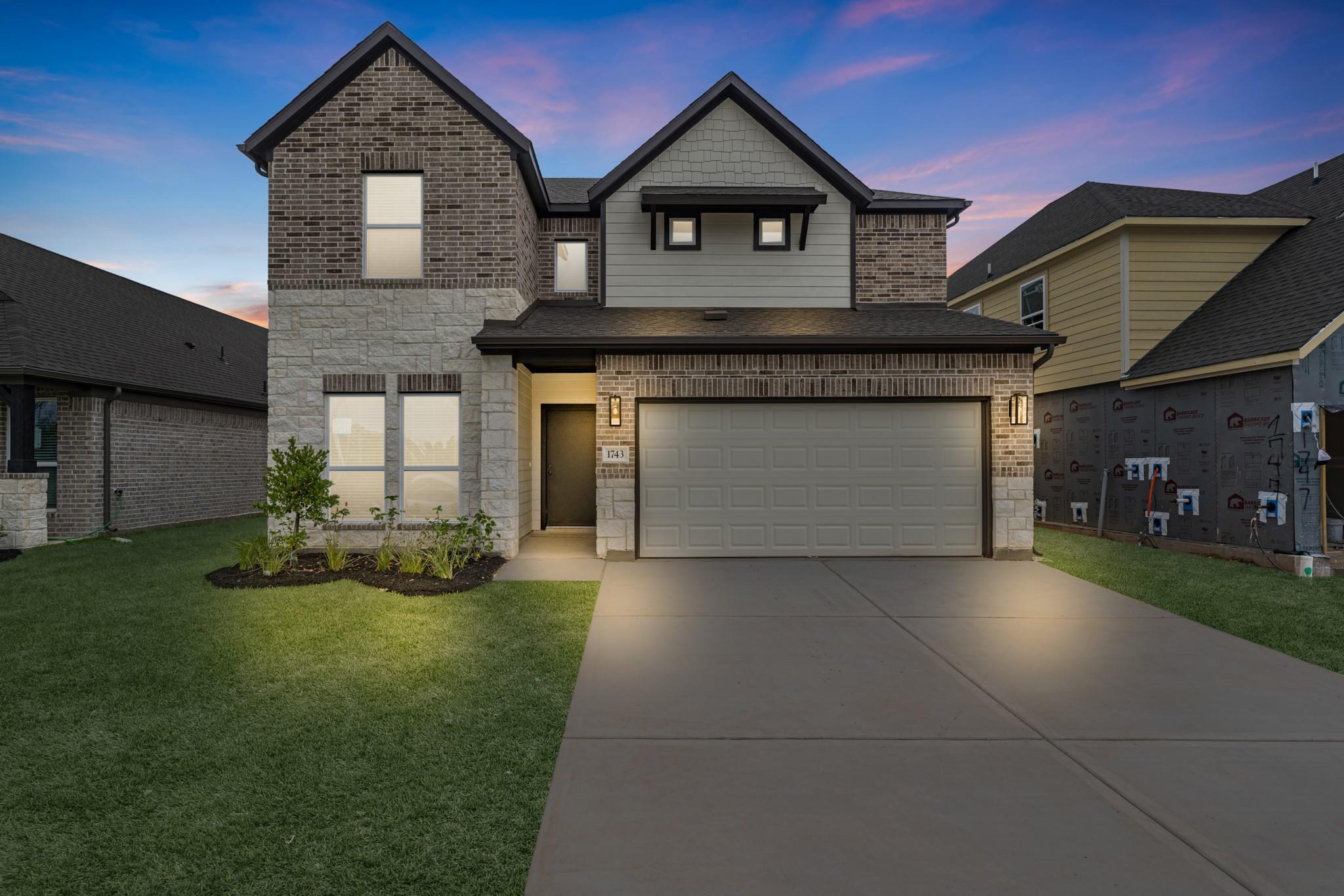 1743 Pecan Woods Lane — photo