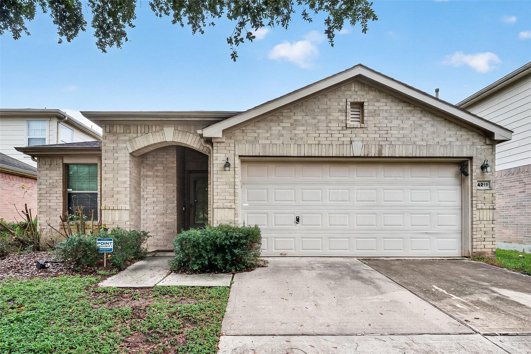 4219 Mineral Haven Drive — photo