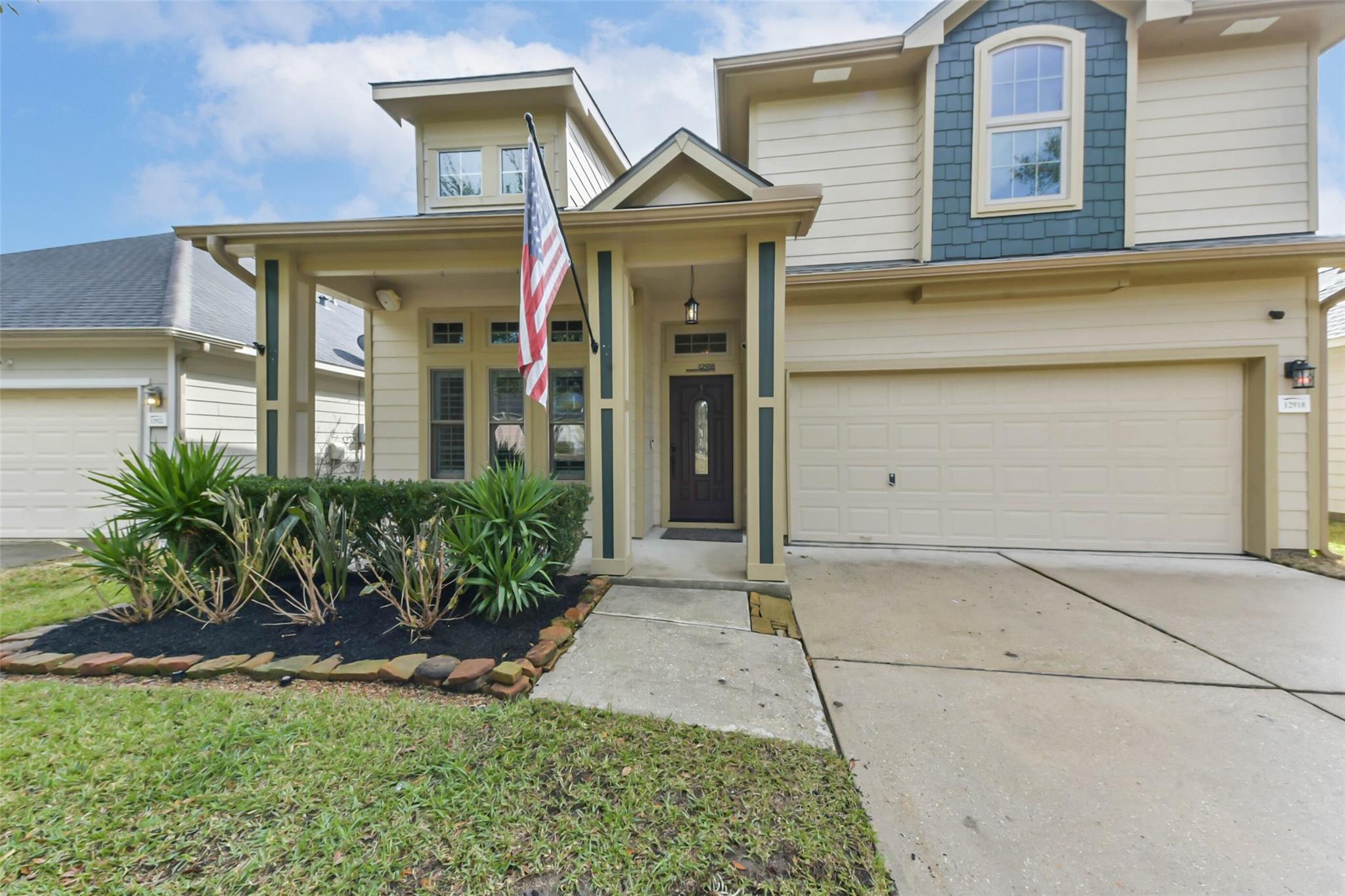 12918 Redbud Shores Lane — photo