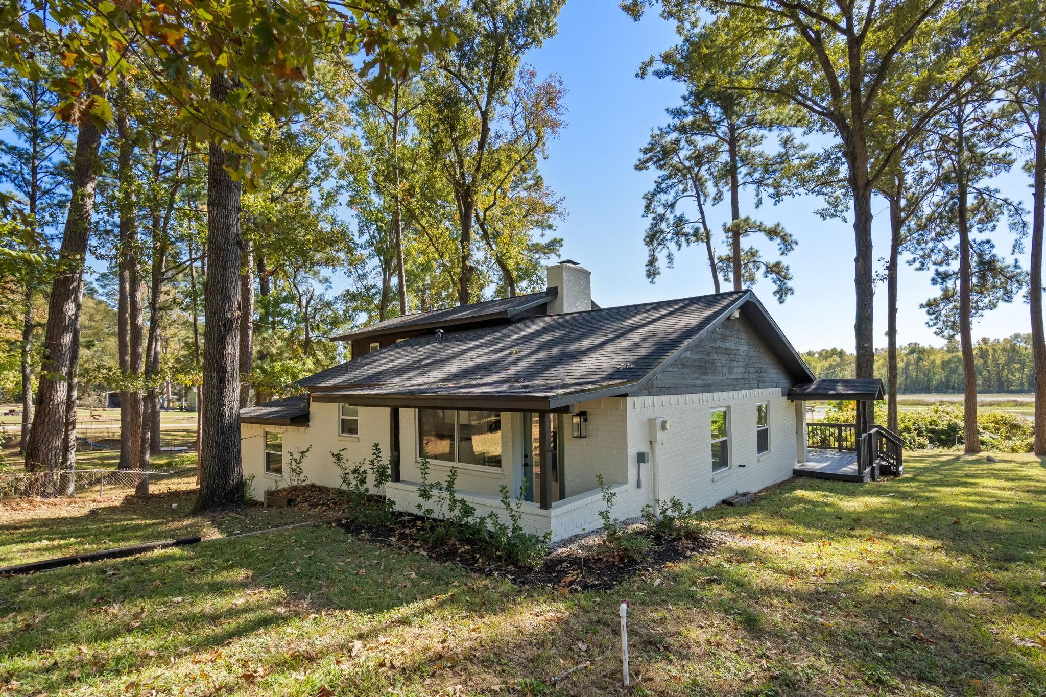 284 Hackberry Street, Trinity, TX 75862 — photo 2