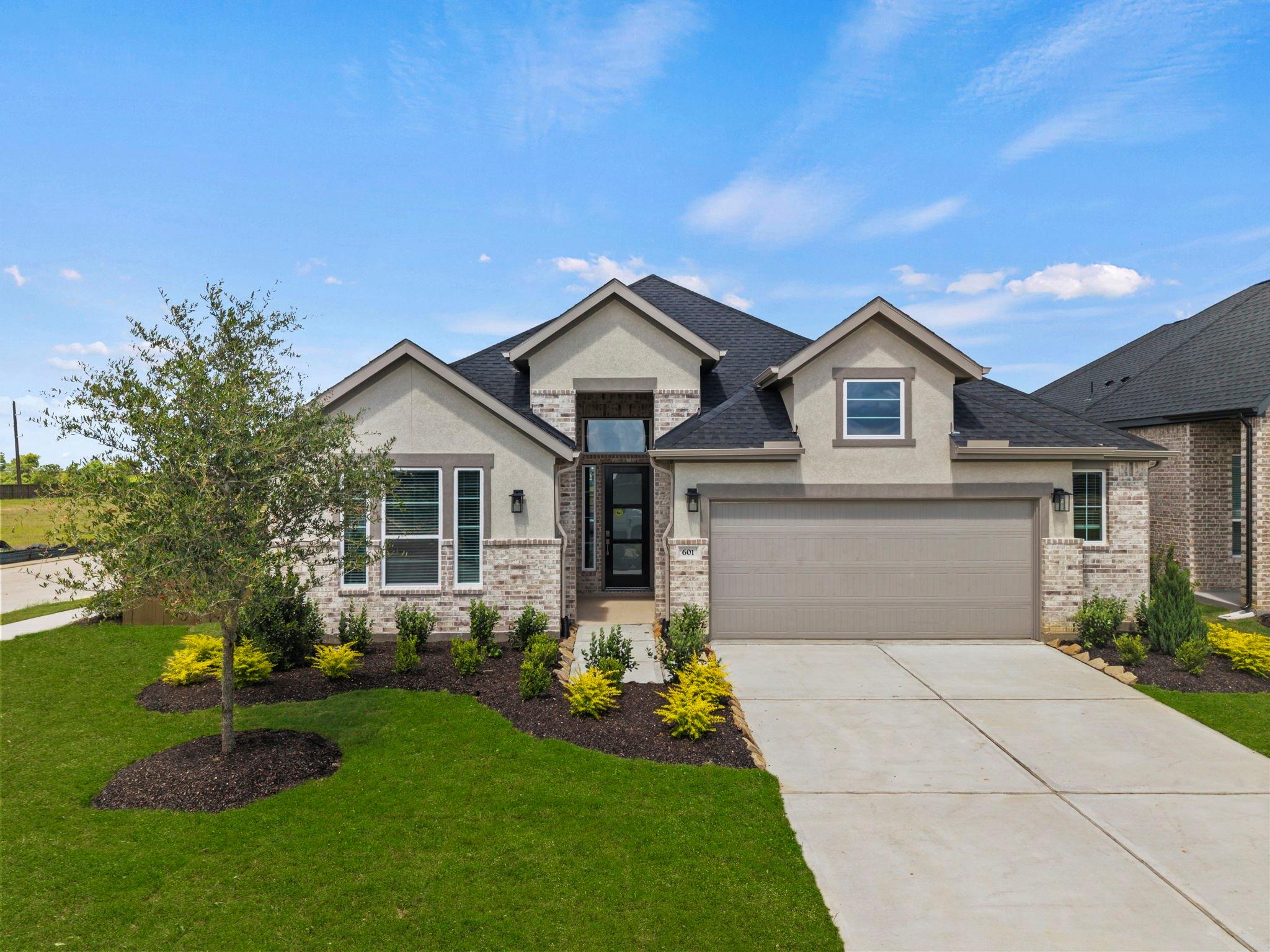 601 Green Ash Way — photo