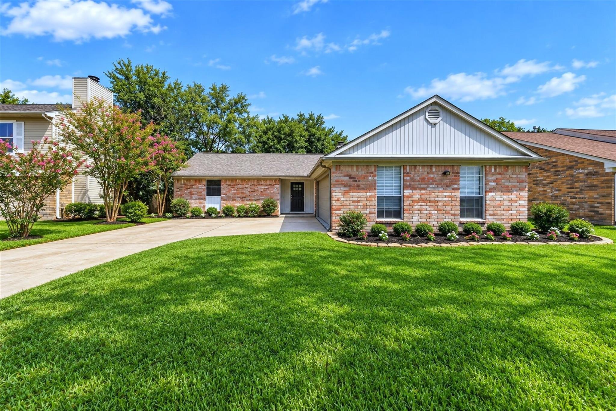 18046 Garden Manor Drive — photo