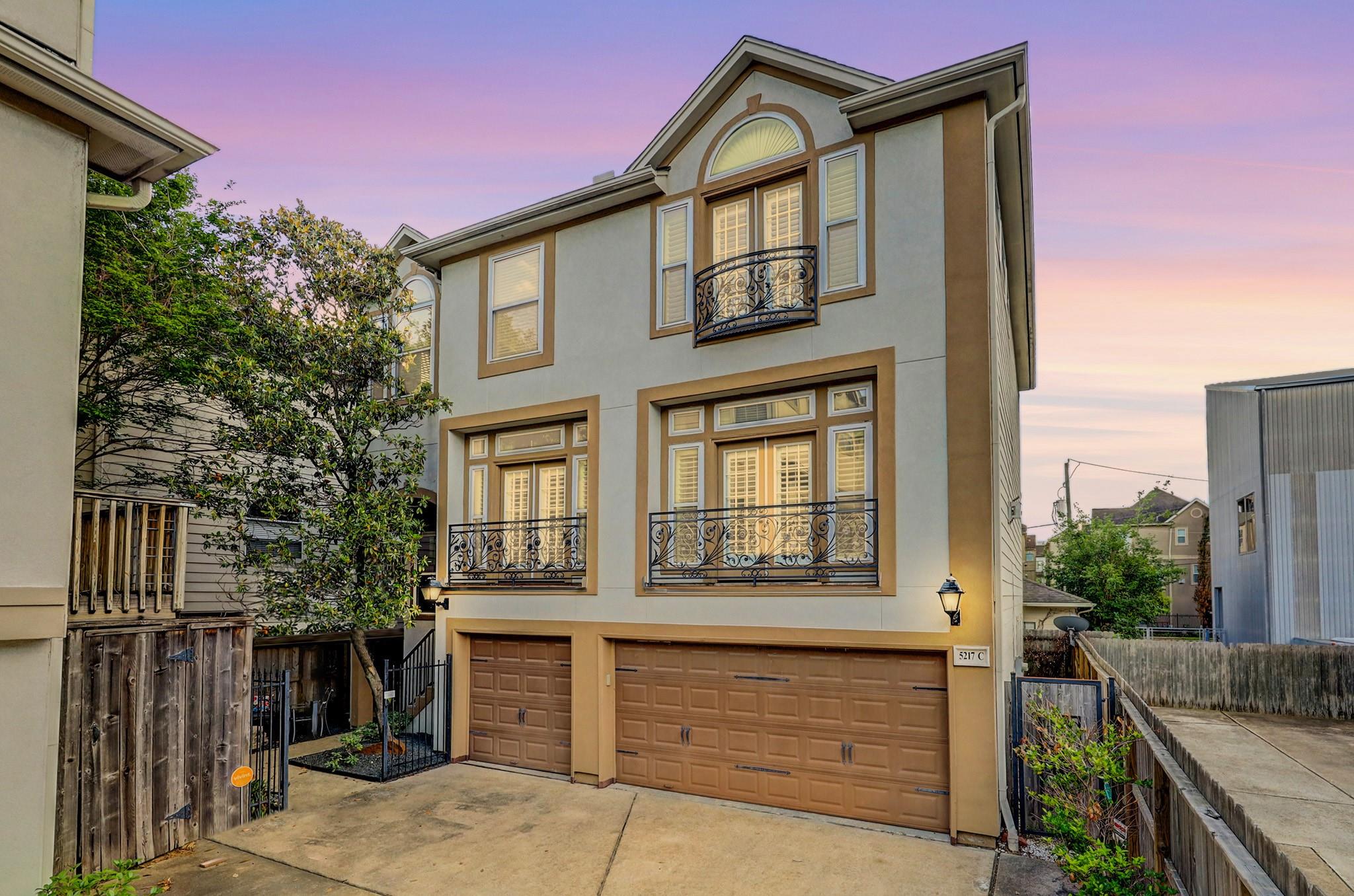 5217 Blossom Street #C — photo