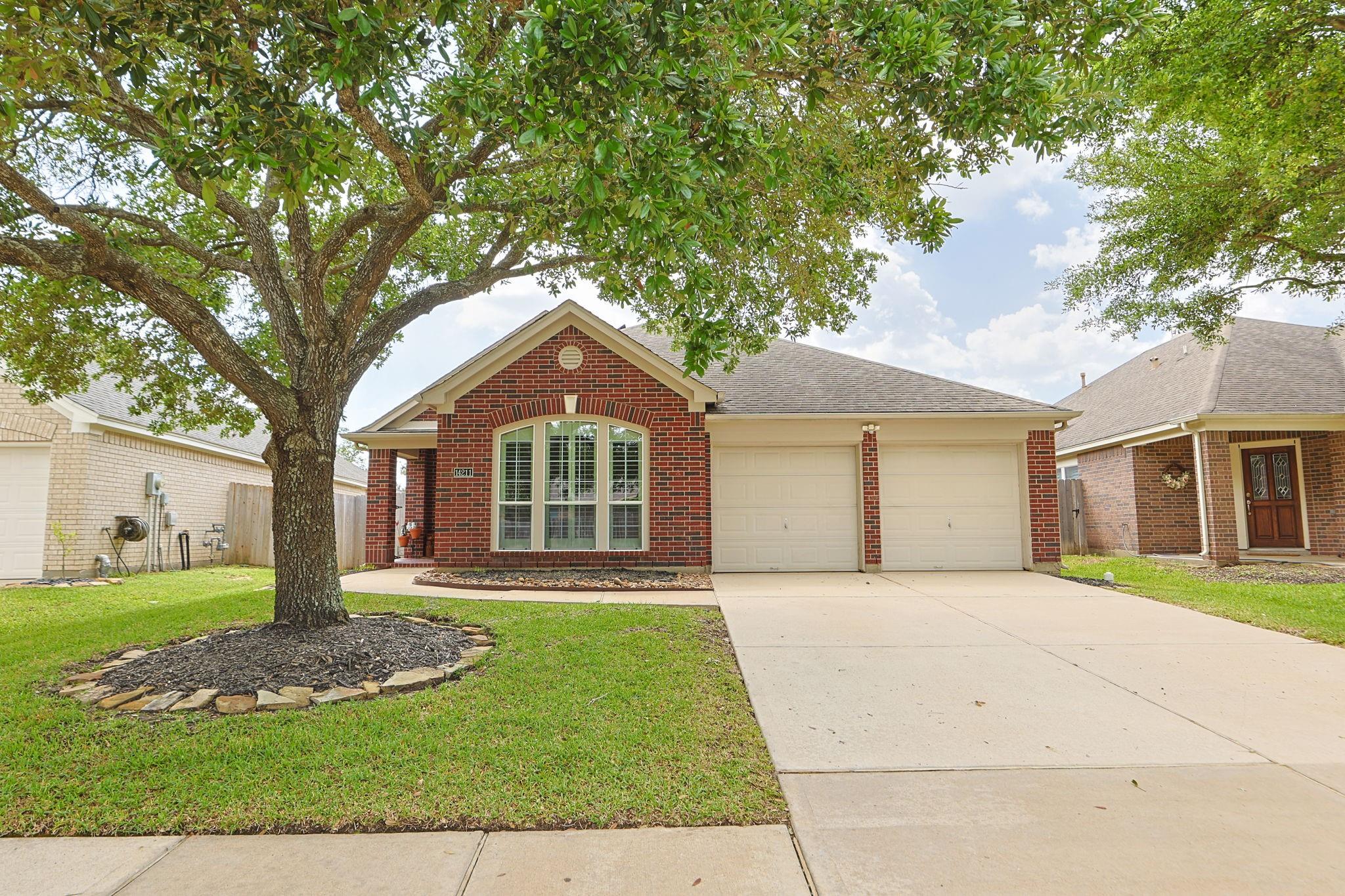 14211 Pinefrost Lane — photo