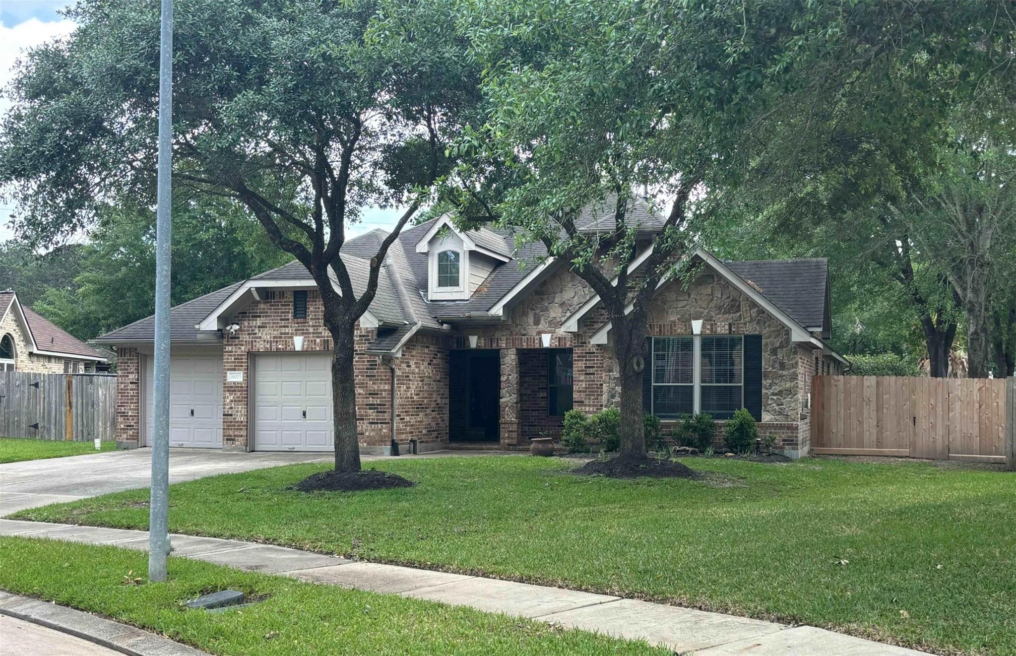 16003 Rustlers Trail Lane — photo