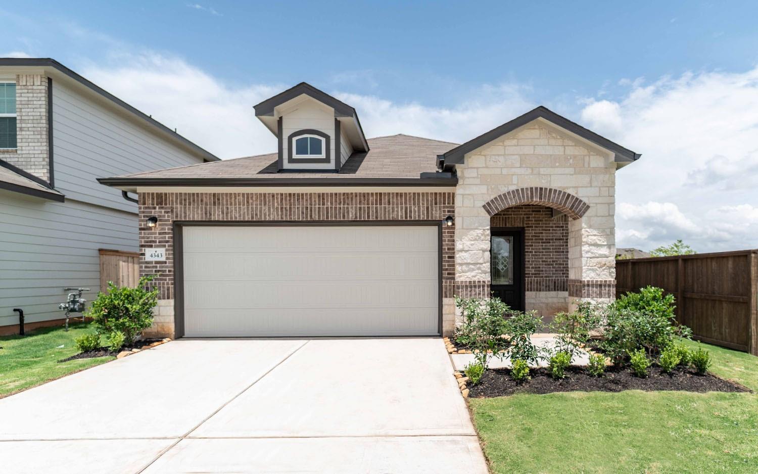 4343 Maple Root Lane — photo