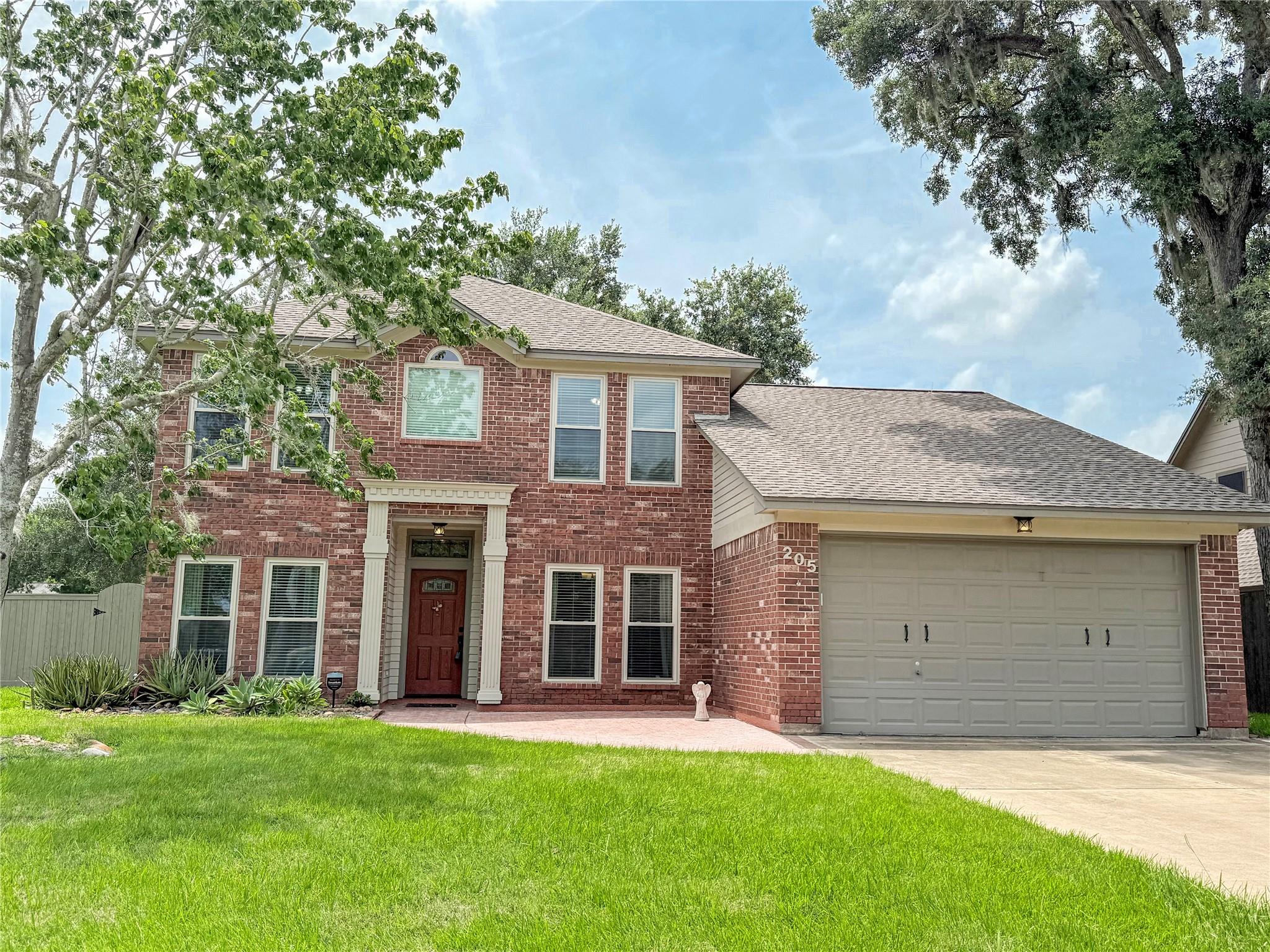 205 Peppermint Drive — photo