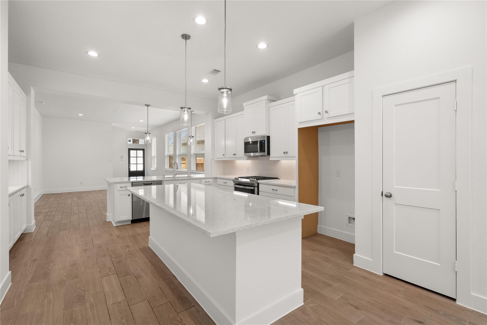 612 Crested Duck Court — photo