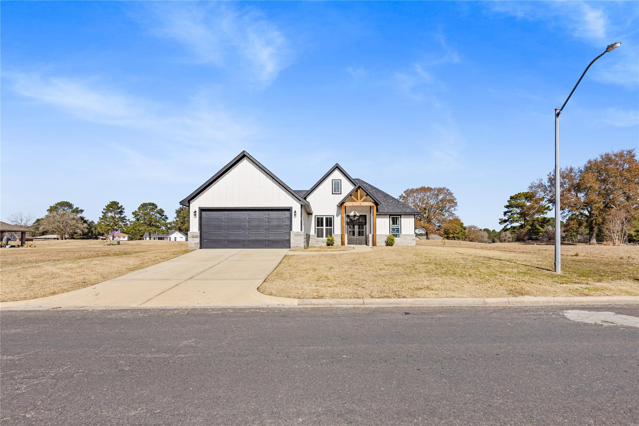 67 Westwood Drive E, Trinity, TX 75862 — photo 3