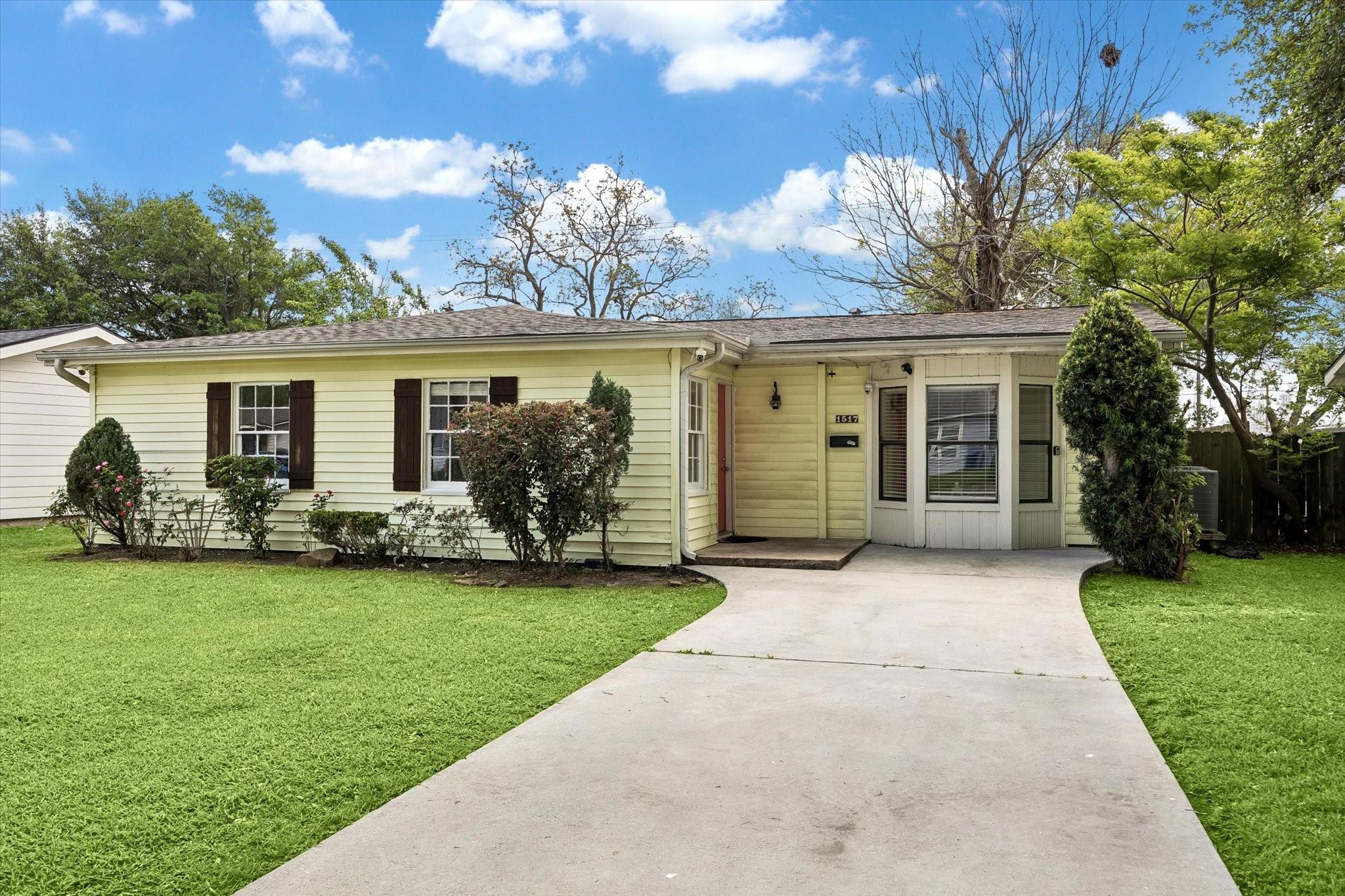 1517 Wayside Drive — photo