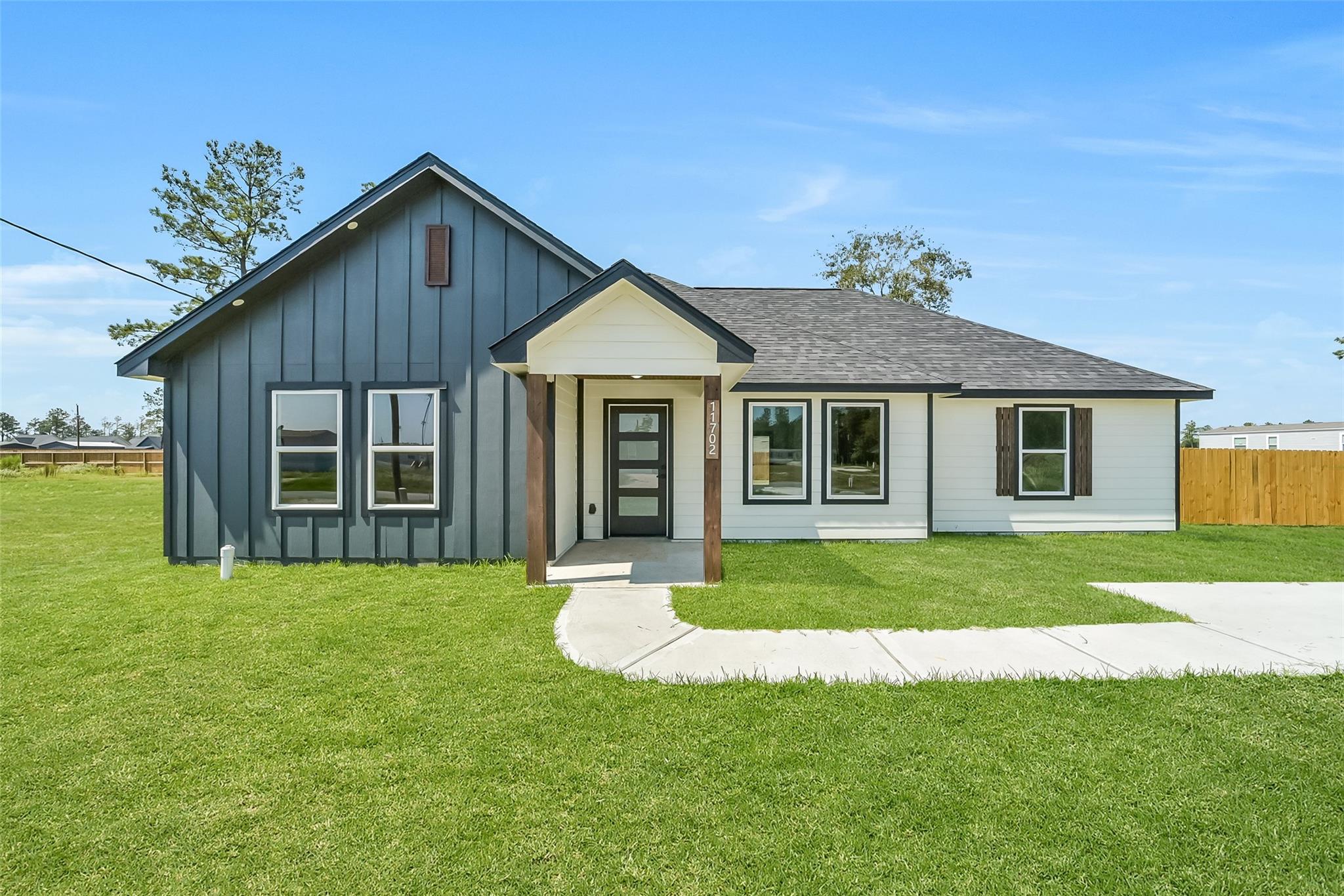 11702 Kelvin Court — photo