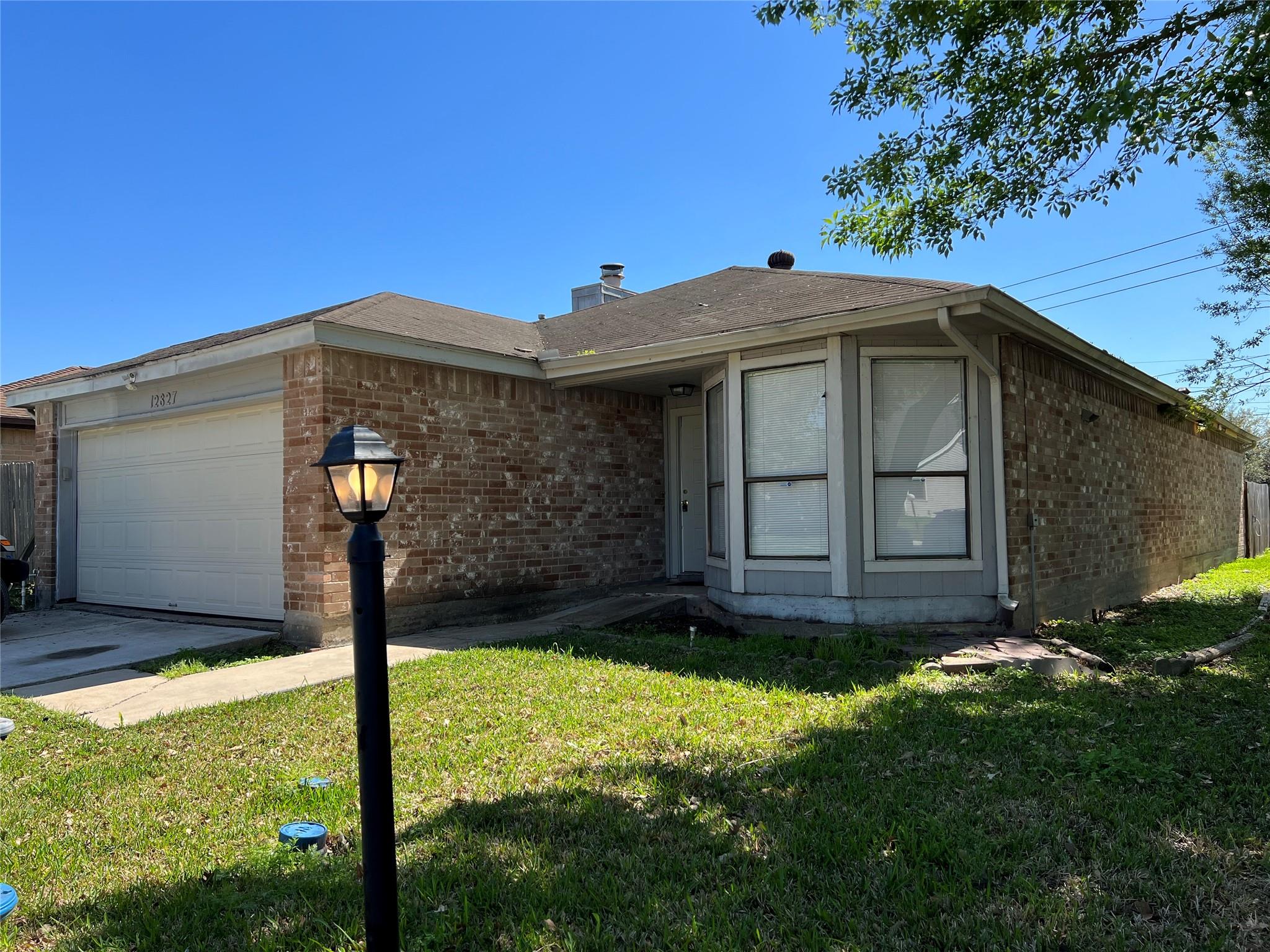 12827 Hill Branch Drive — photo