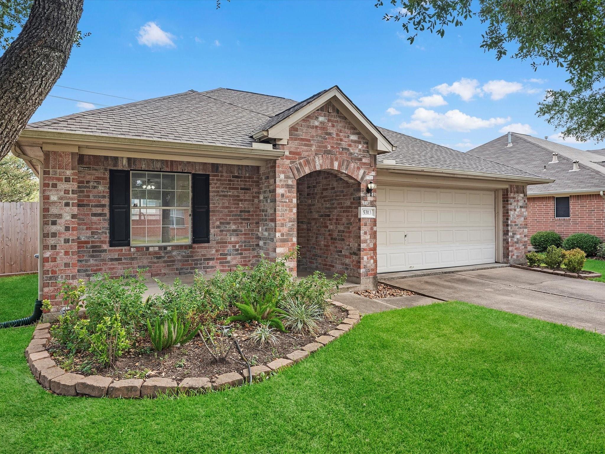 5313 Caprock Drive — photo