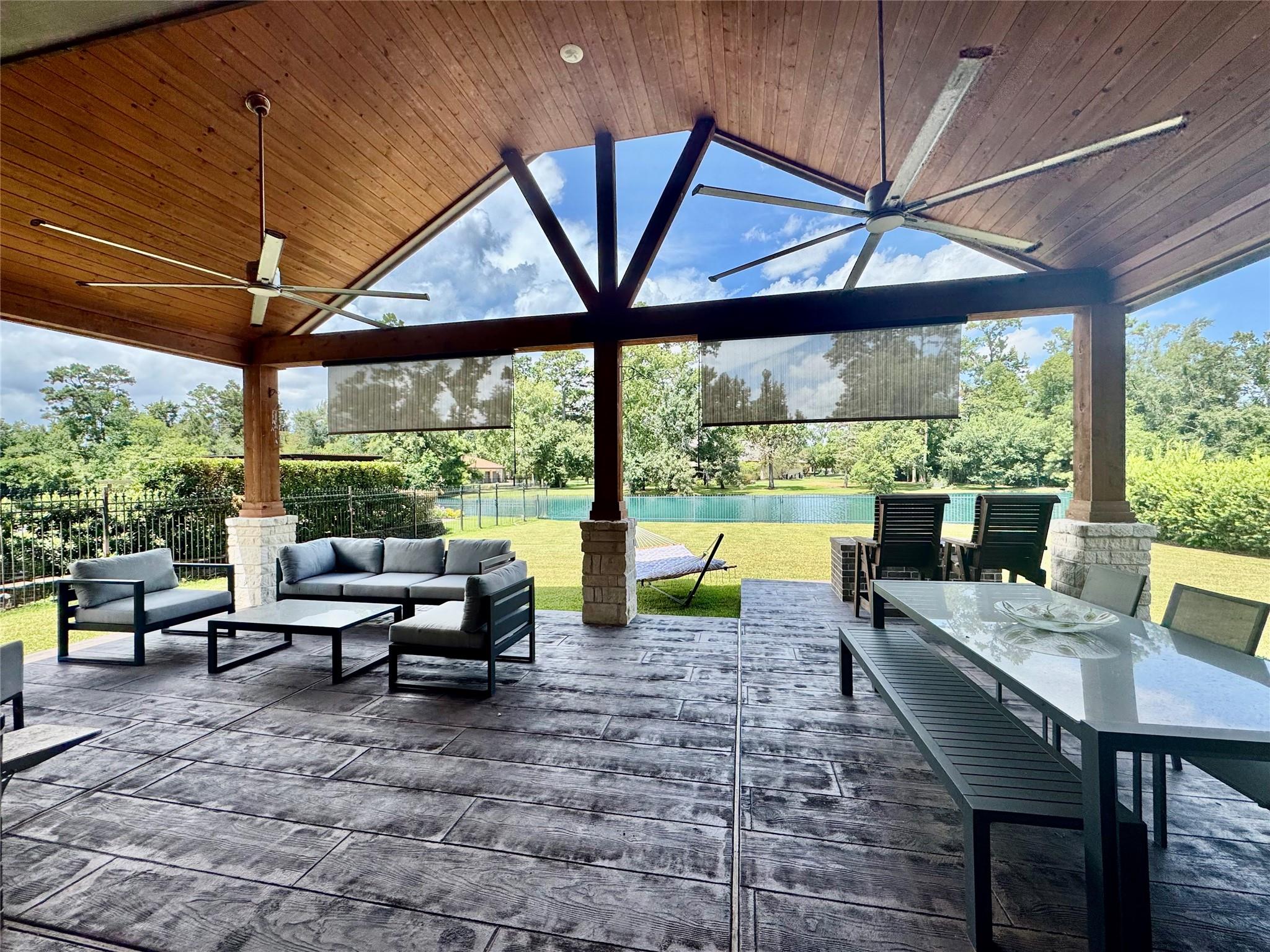 21011 Atascocita Point Drive — photo