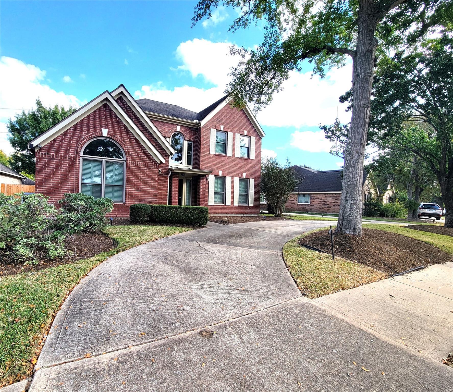 2214 Old South Drive — photo