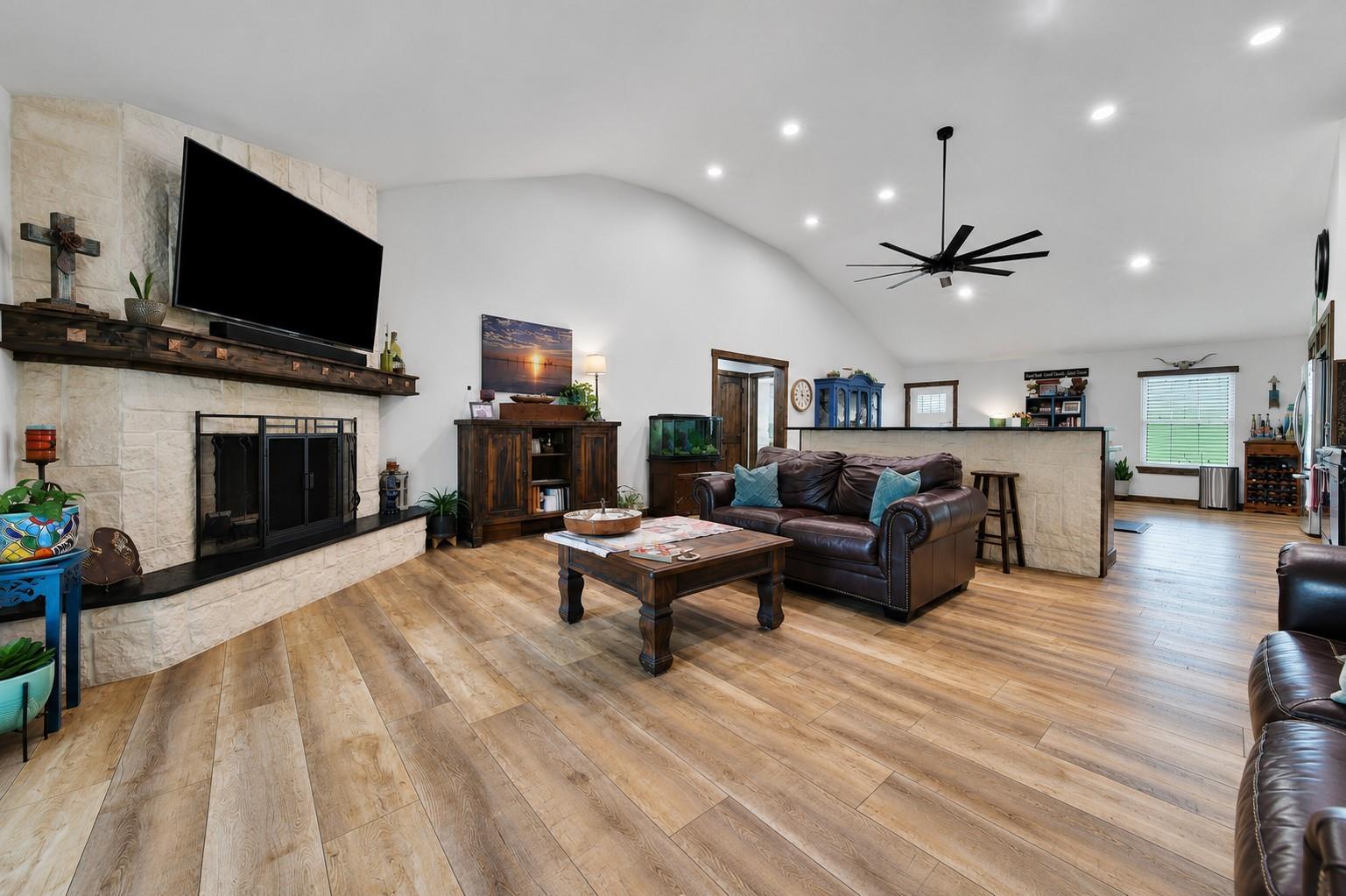 30906 Walnut Creek Road — photo