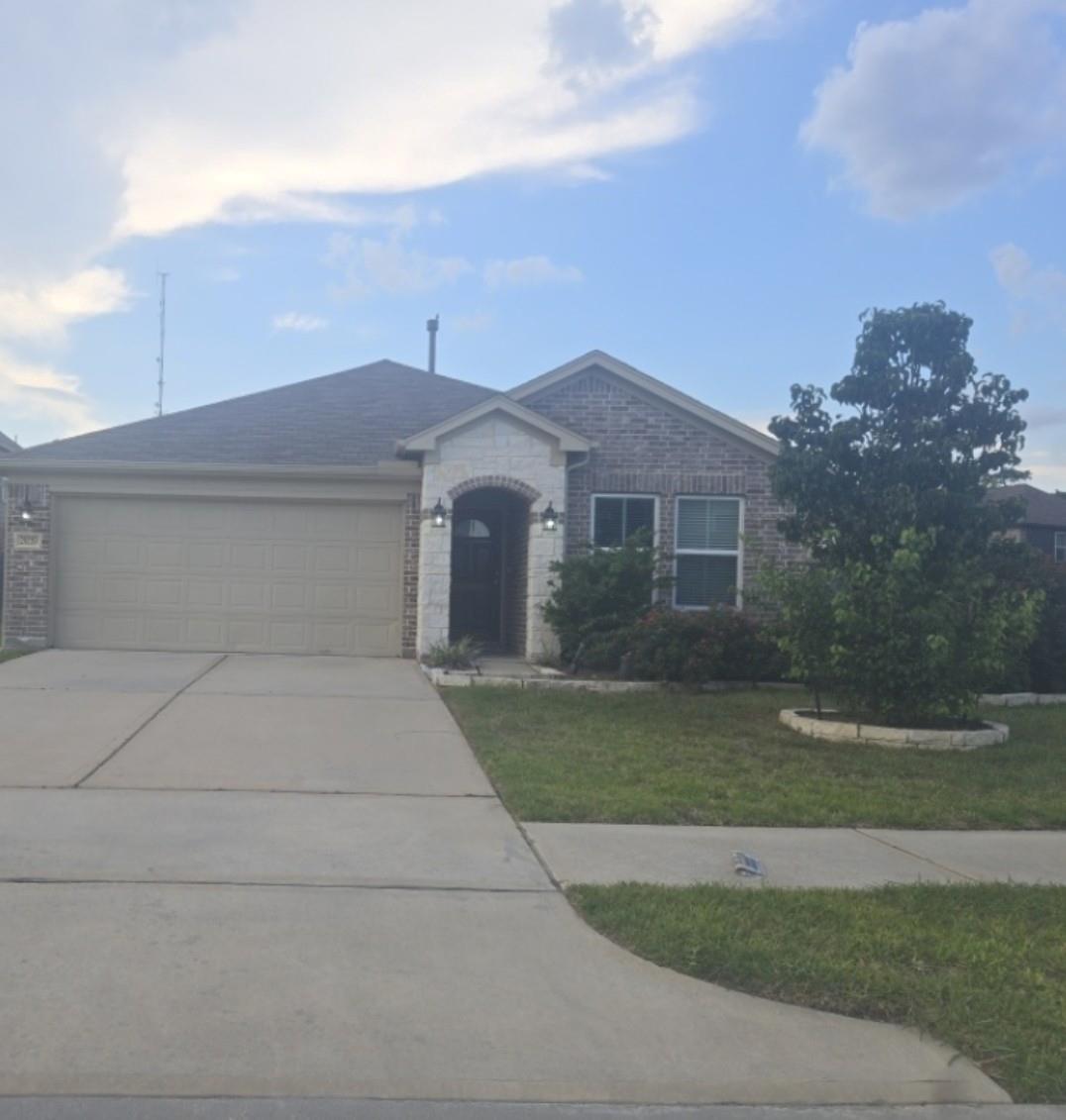 29219 Enchanted Falls Circle — photo