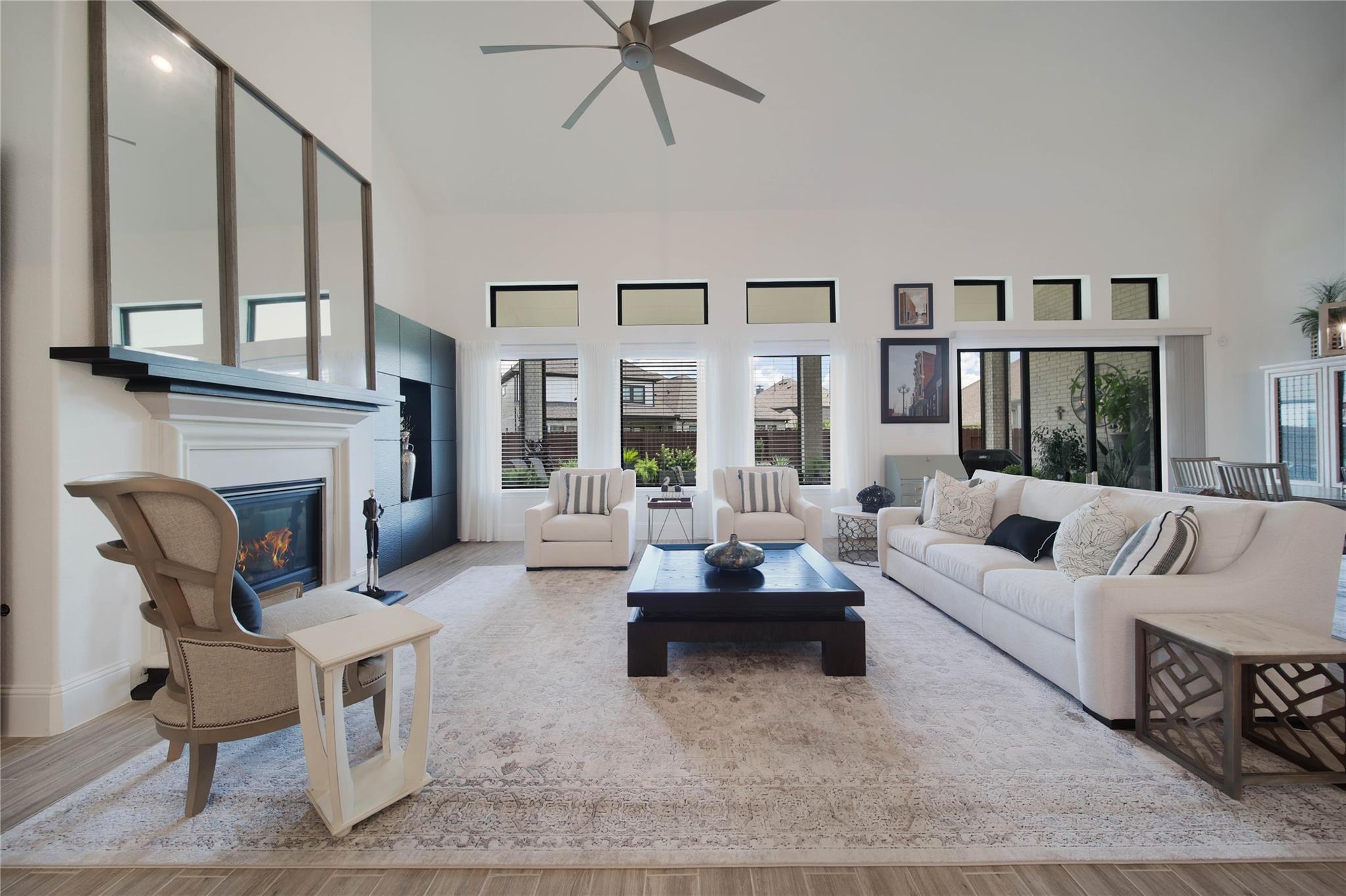 4823 Creekbend Drive — photo