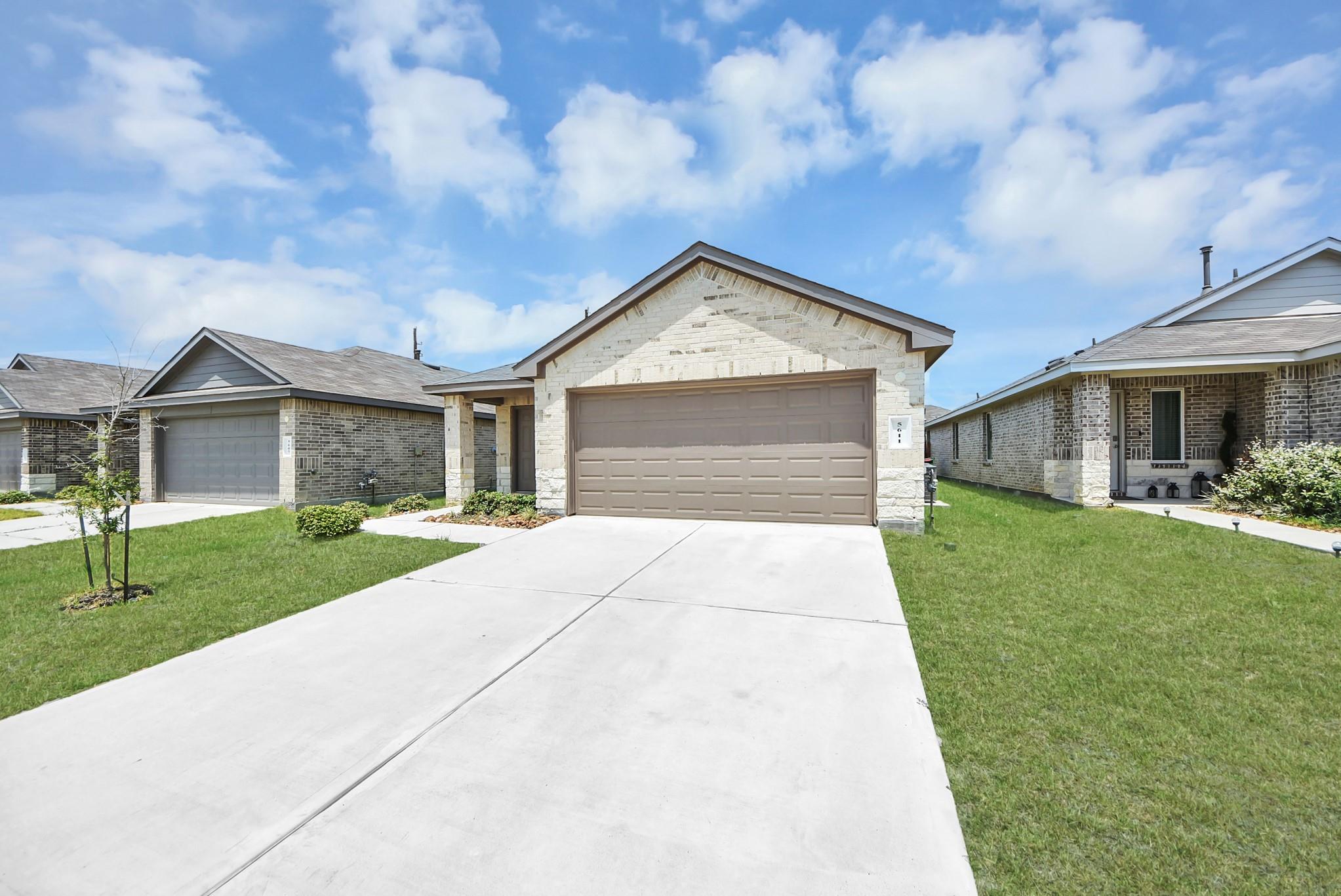 5611 Simcrest Grove Drive, Spring, TX 77373 — photo 2