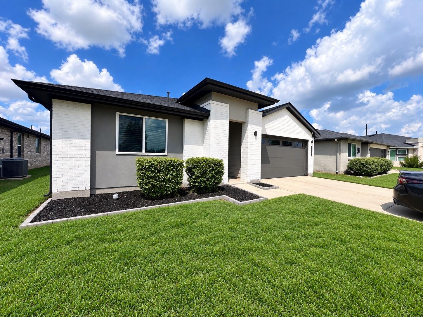 28910 York Beach Lane — photo