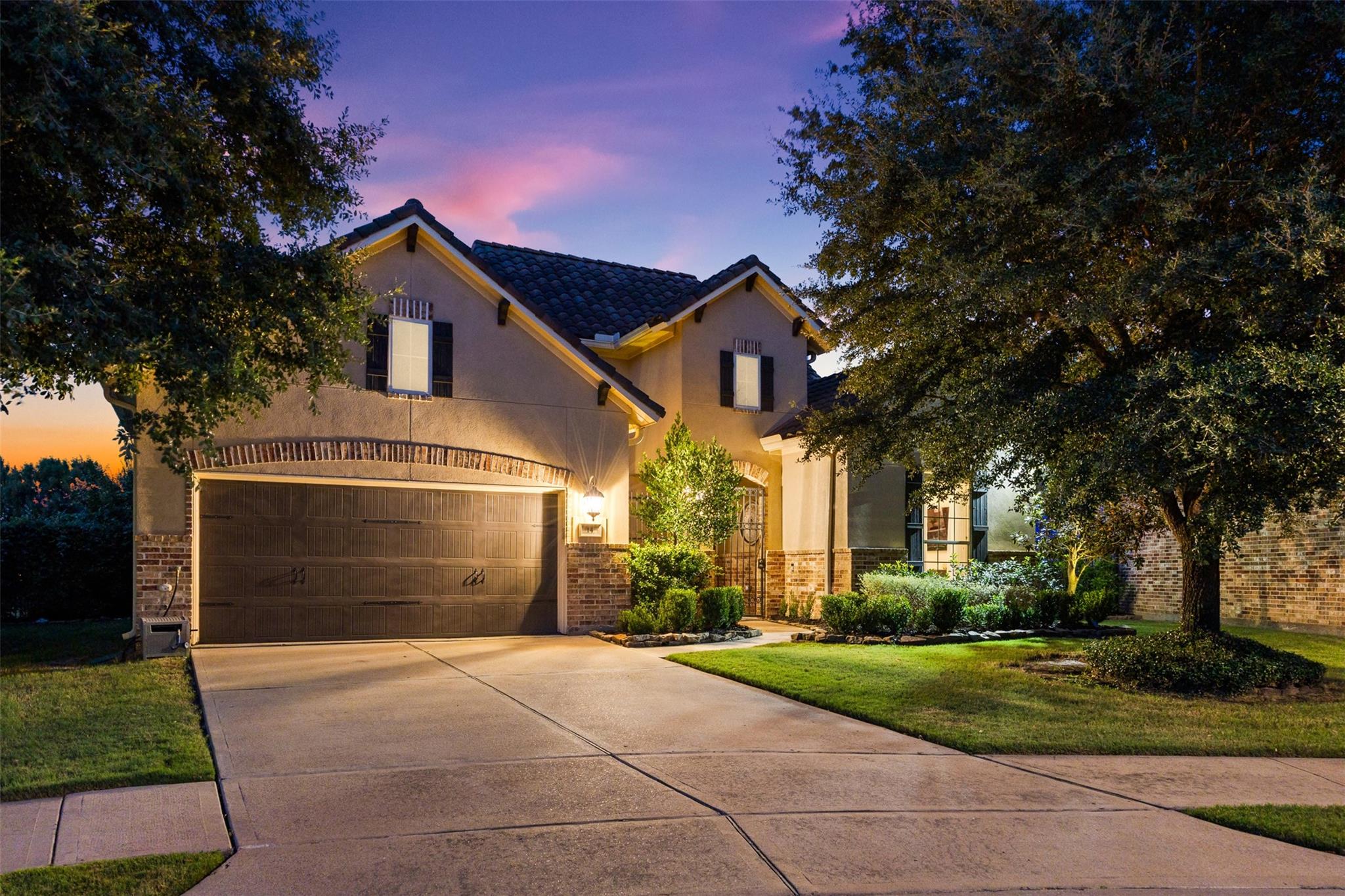 14 Fair Bluff Court — photo