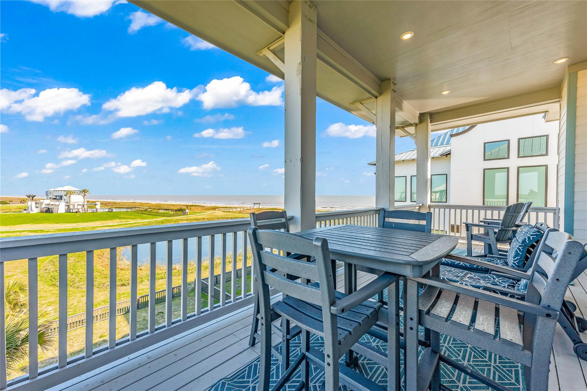 312 Seagrass — photo