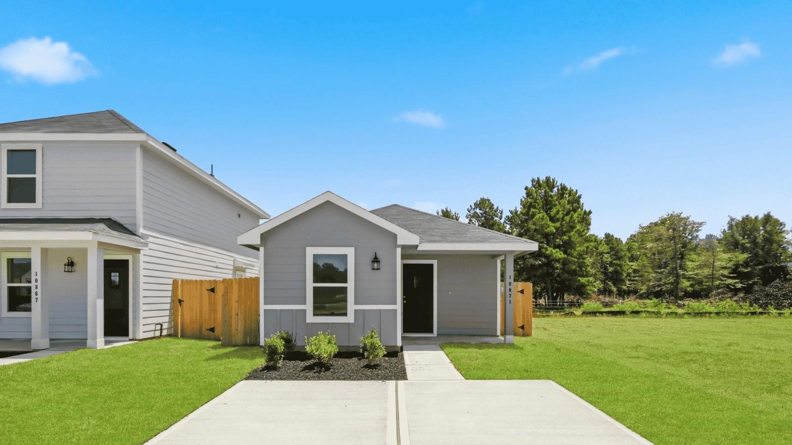 10871 N Baron Village Drive — photo