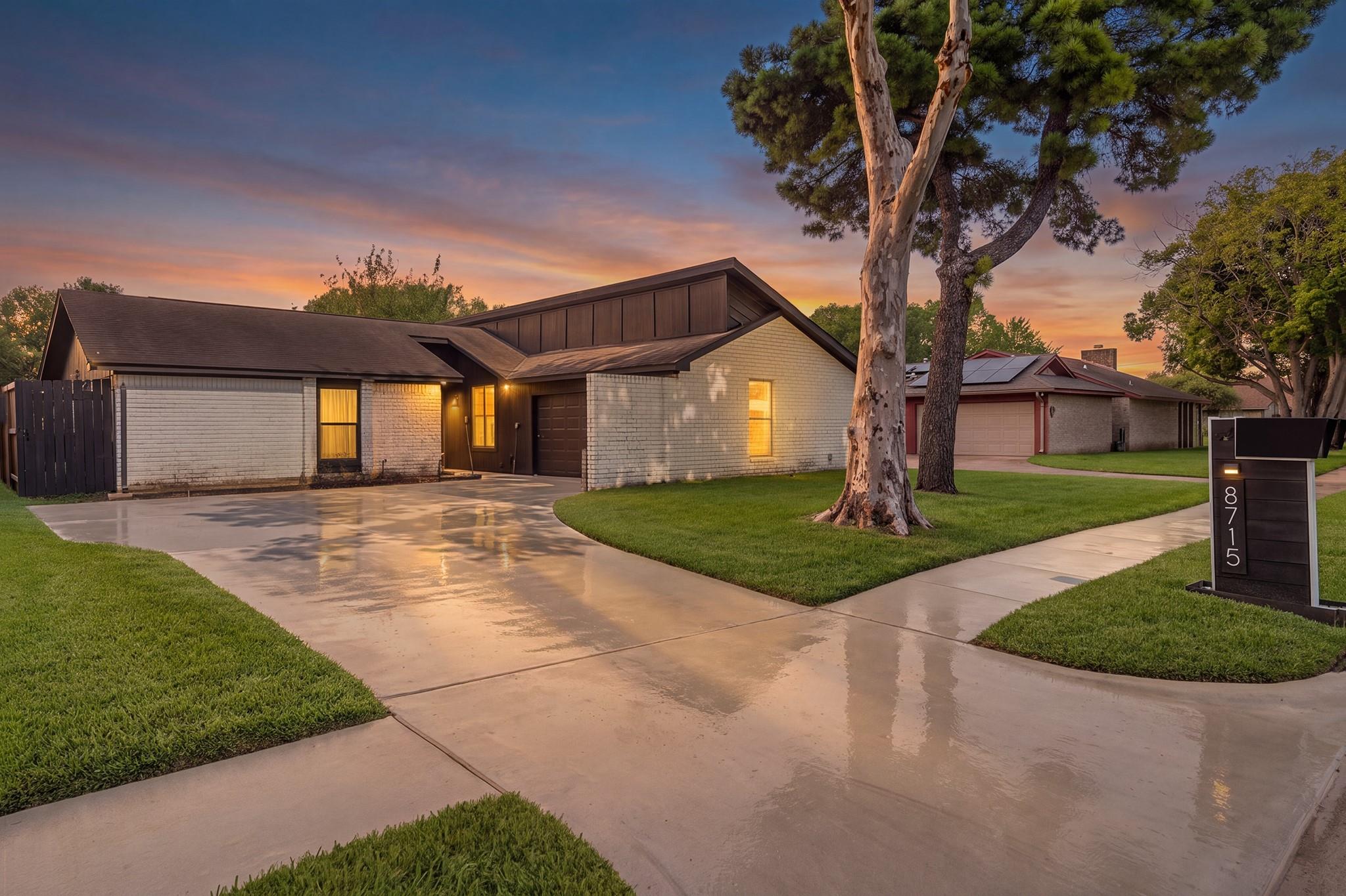 8715 Wildforest Drive — photo