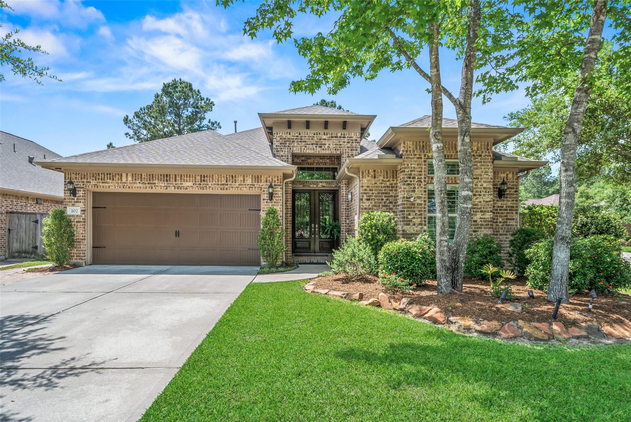 102 Bellardia Court — photo