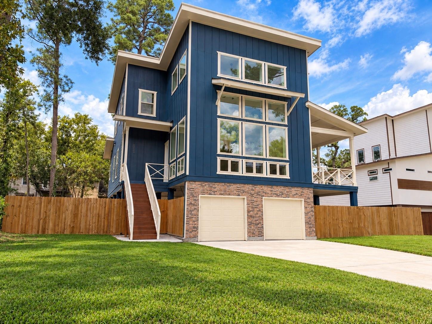 13523 Lakecrest Drive — photo