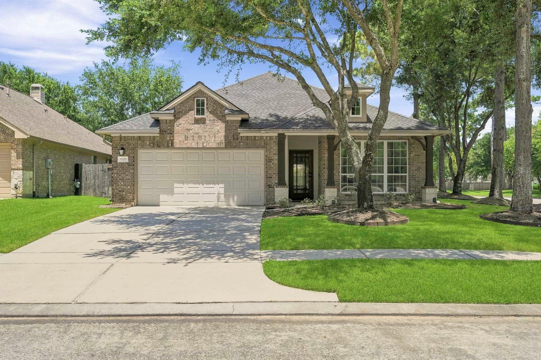 12235 Arkansas Post Lane — photo