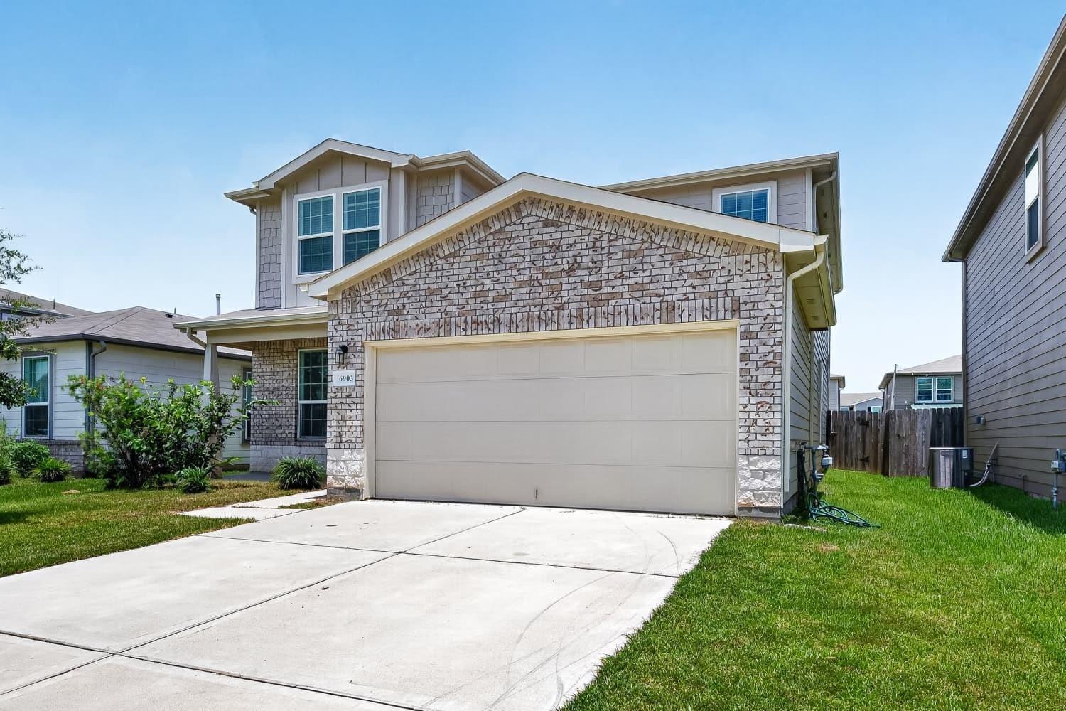 6903 Hobby Wind Ridge Drive, Houston, TX 77075 — photo 2