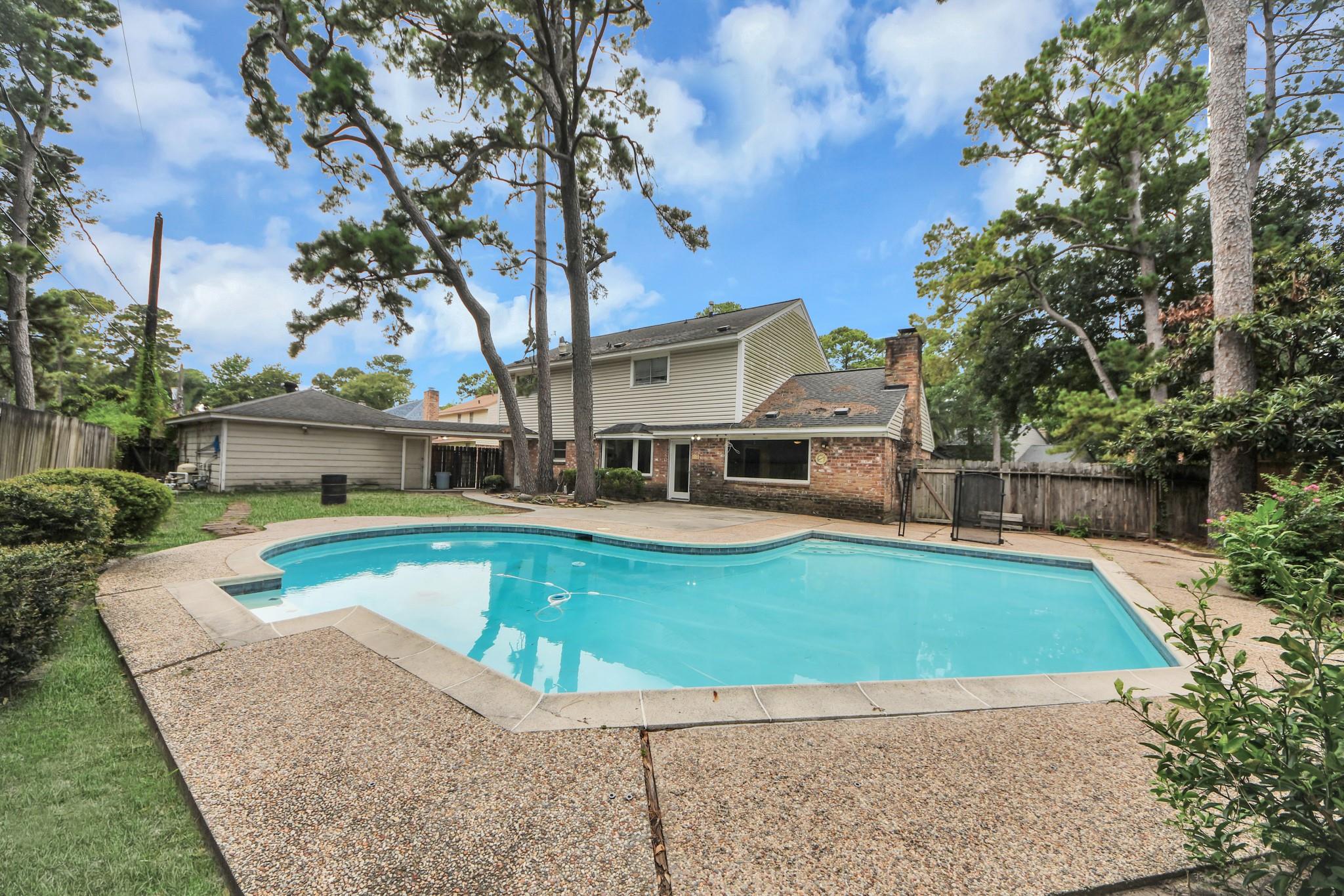 5807 Foresthaven Drive — photo