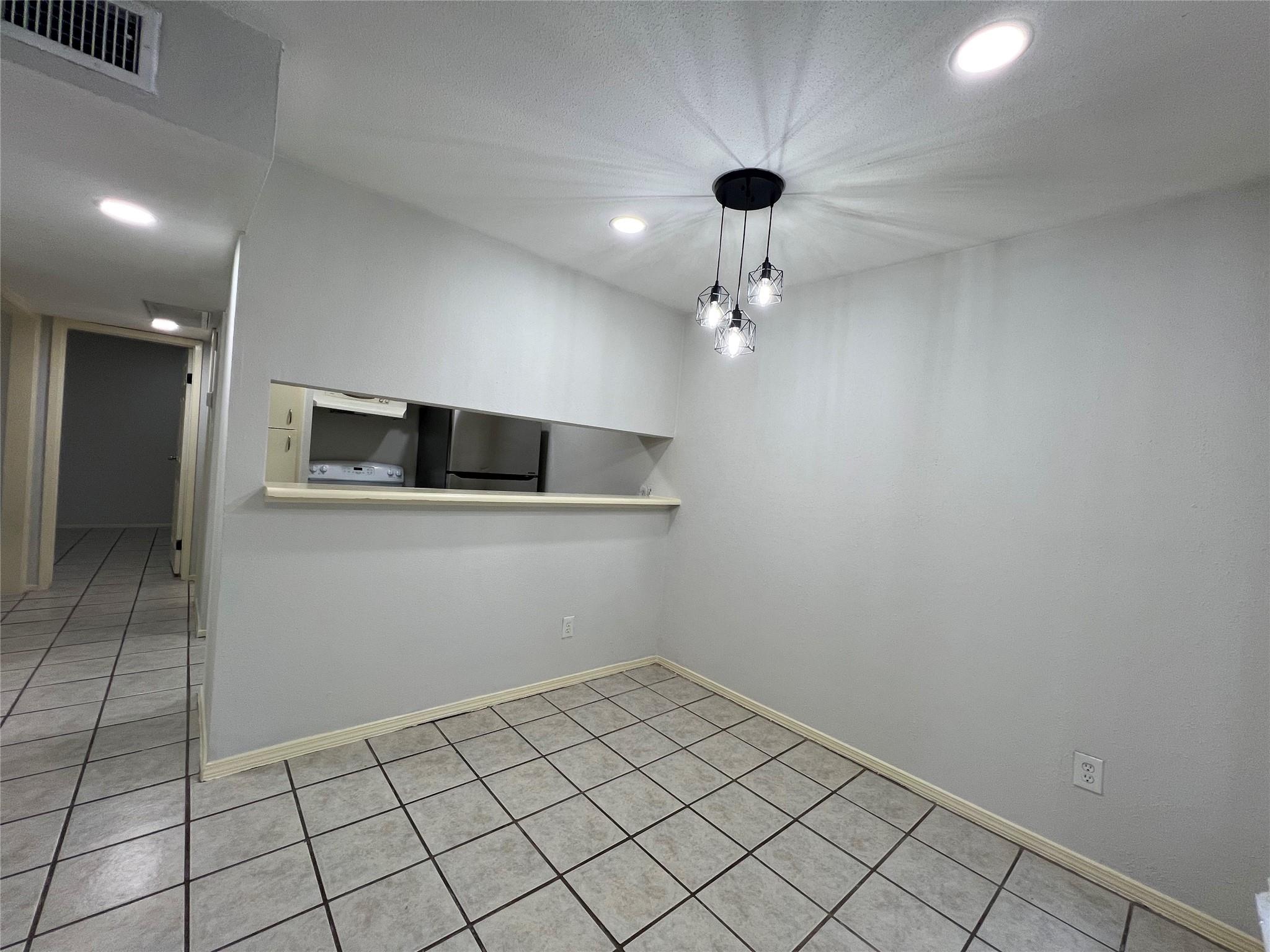 10501 South Drive #282 — photo