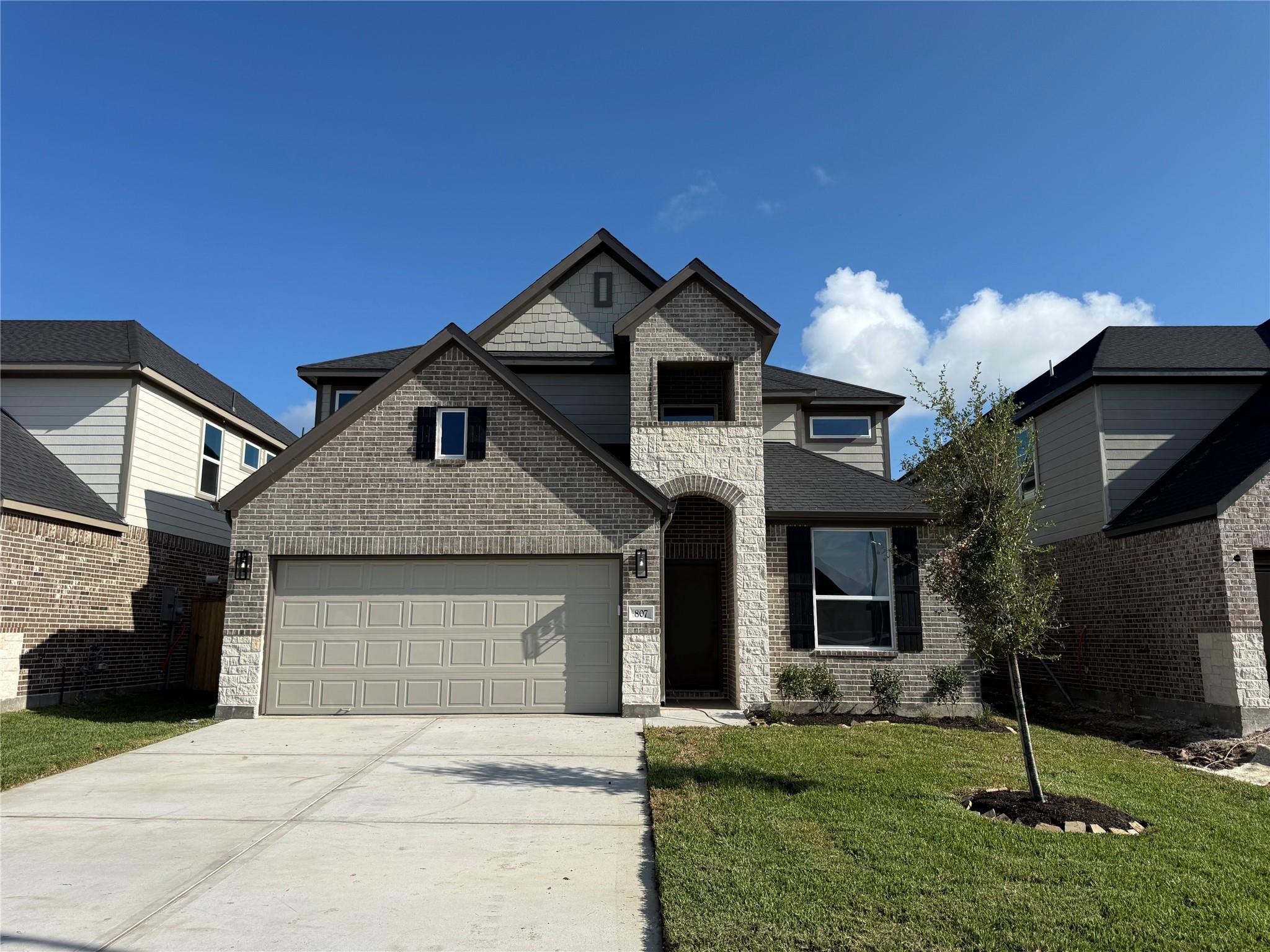 807 Orchard Vale Road — photo