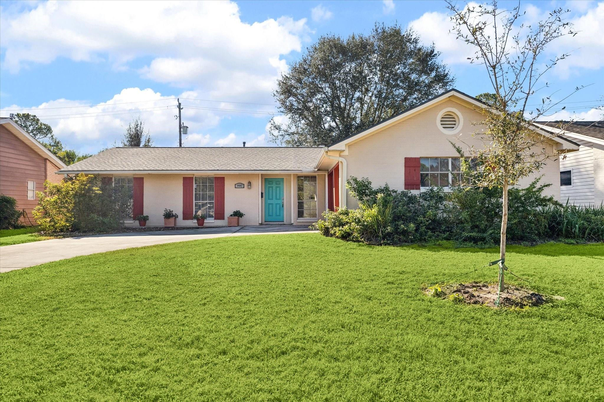 9407 Meadowbriar Lane — photo