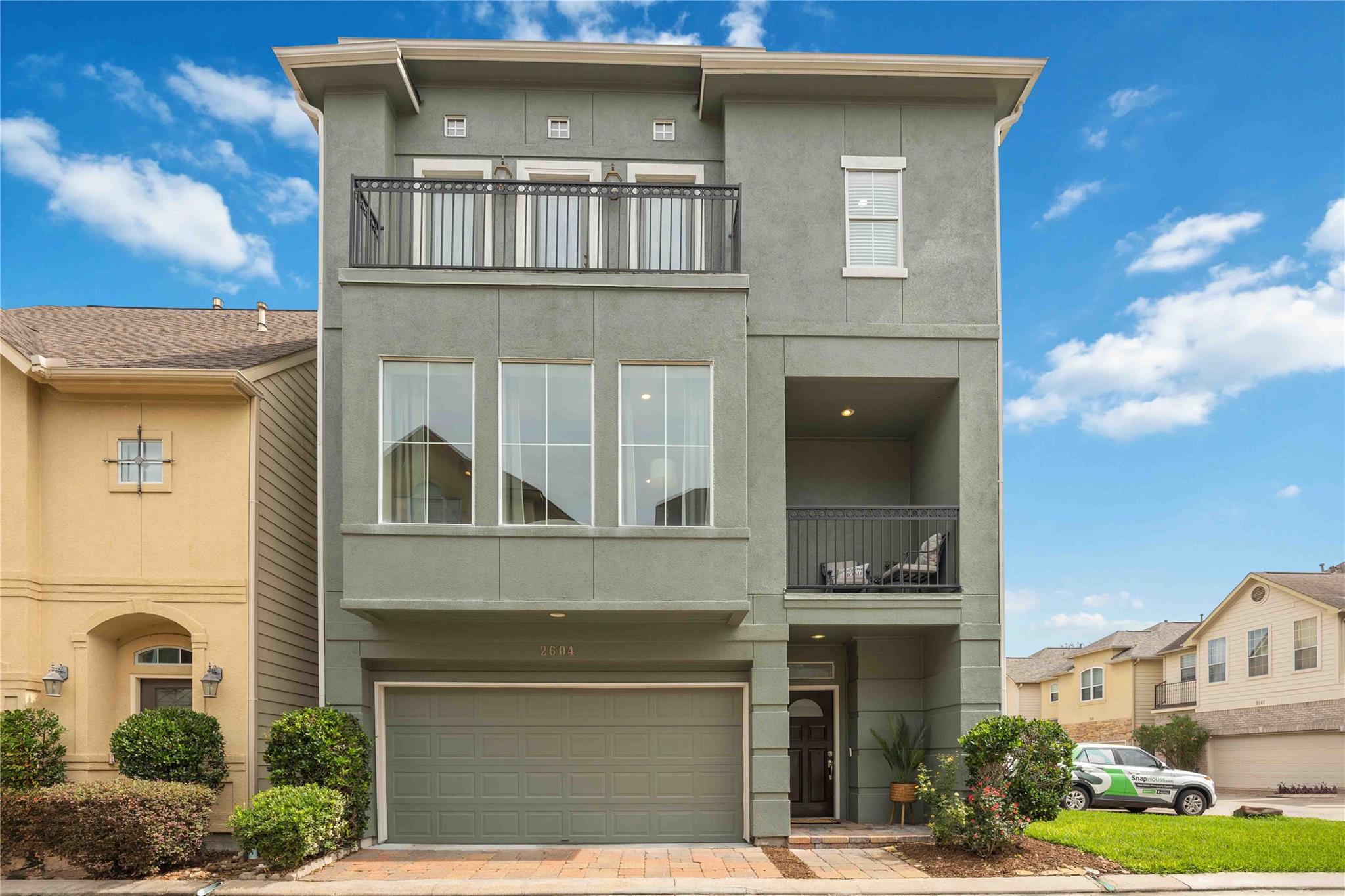 2604 Edgefield Lakes Drive — photo