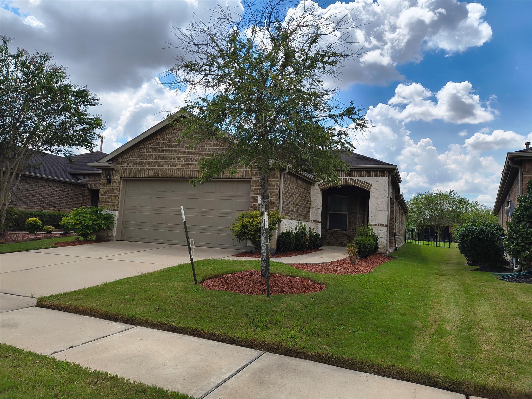 3211 Canella Cove — photo