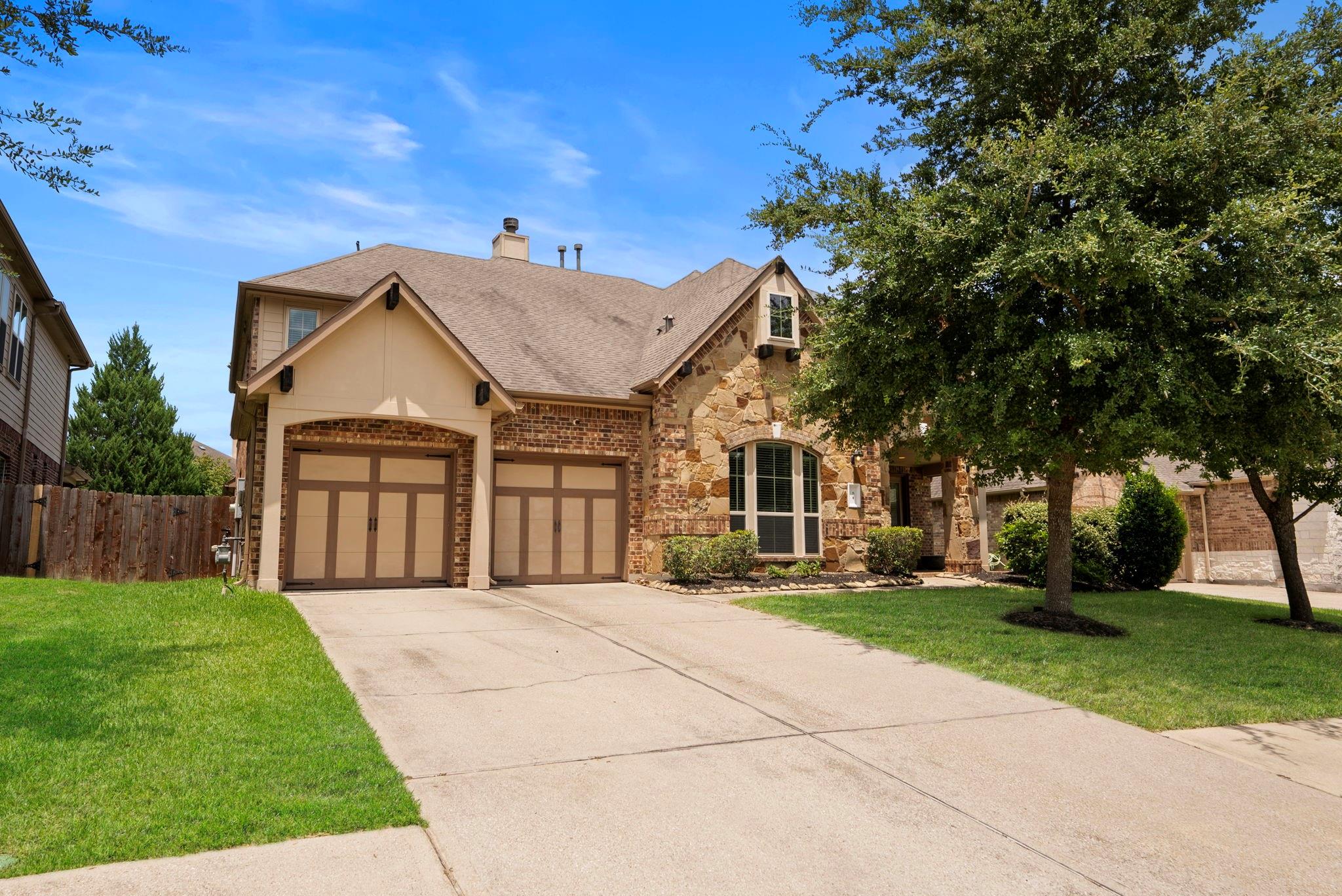 51 Chestnut Meadow Drive — photo
