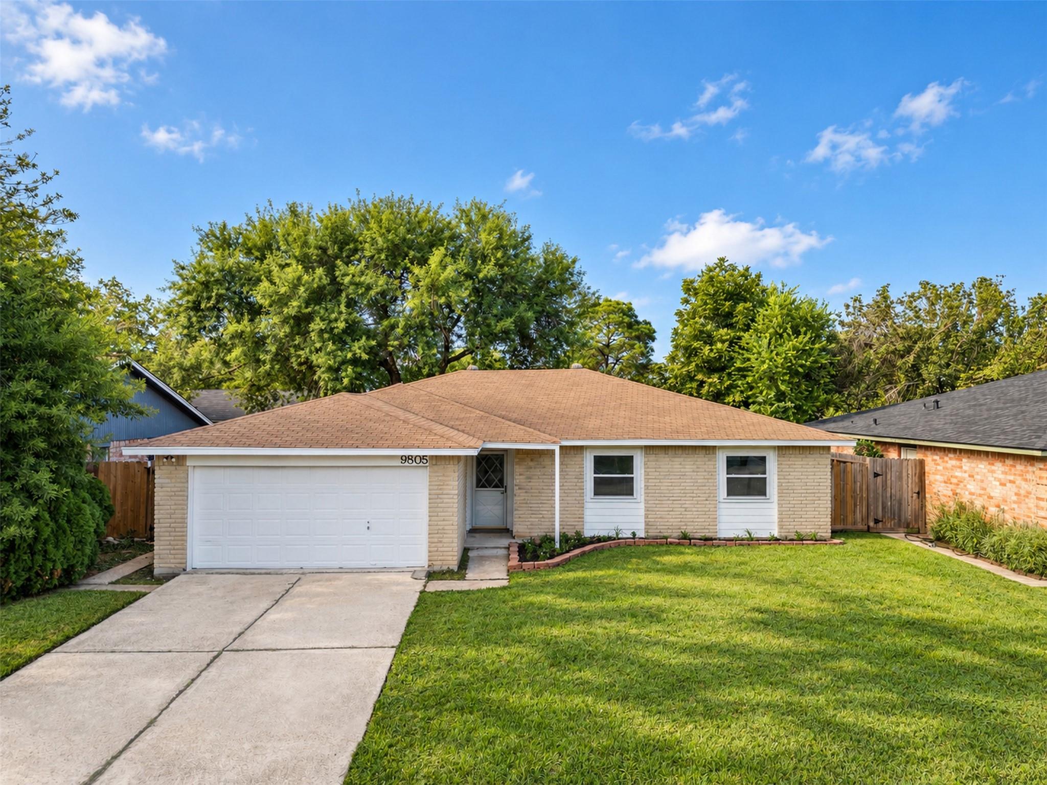 9805 Blue Bird Street — photo