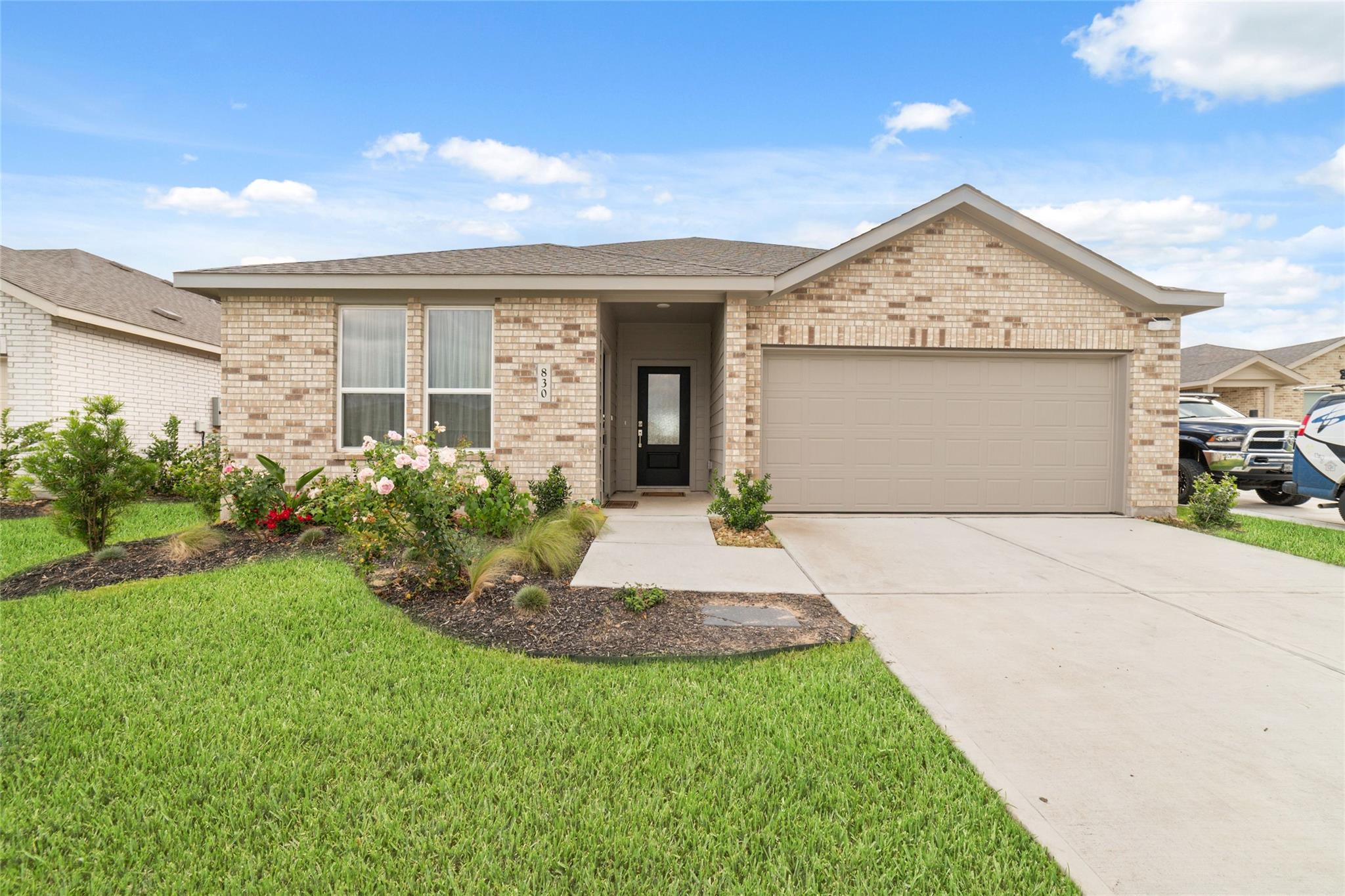 830 Heaven Drive — photo