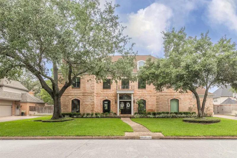1519 Pebble Chase Drive — photo