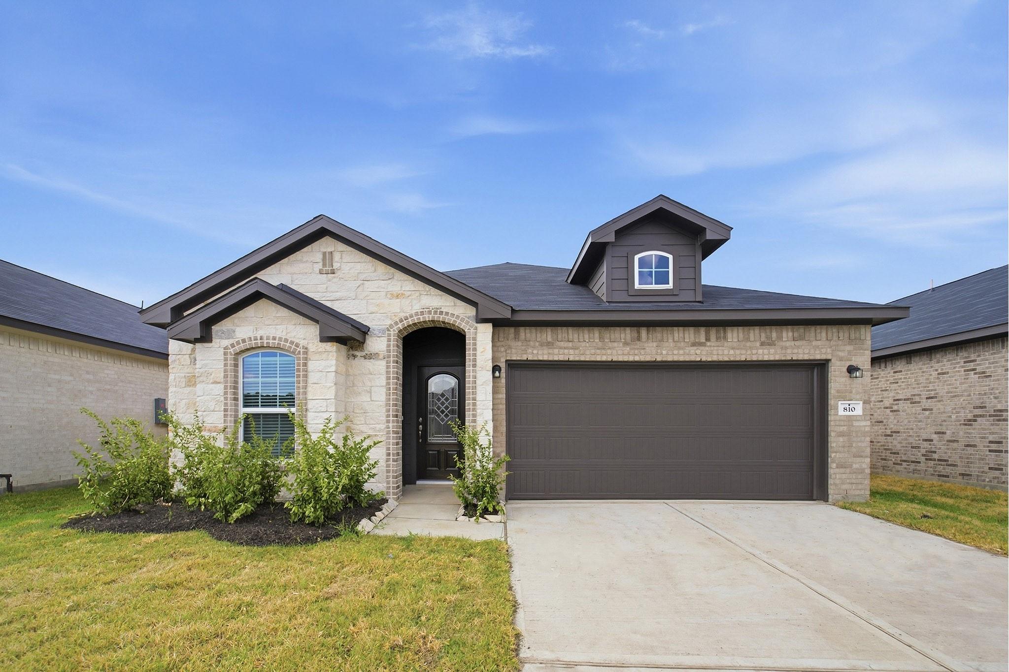 810 Alaska Cedar Drive — photo