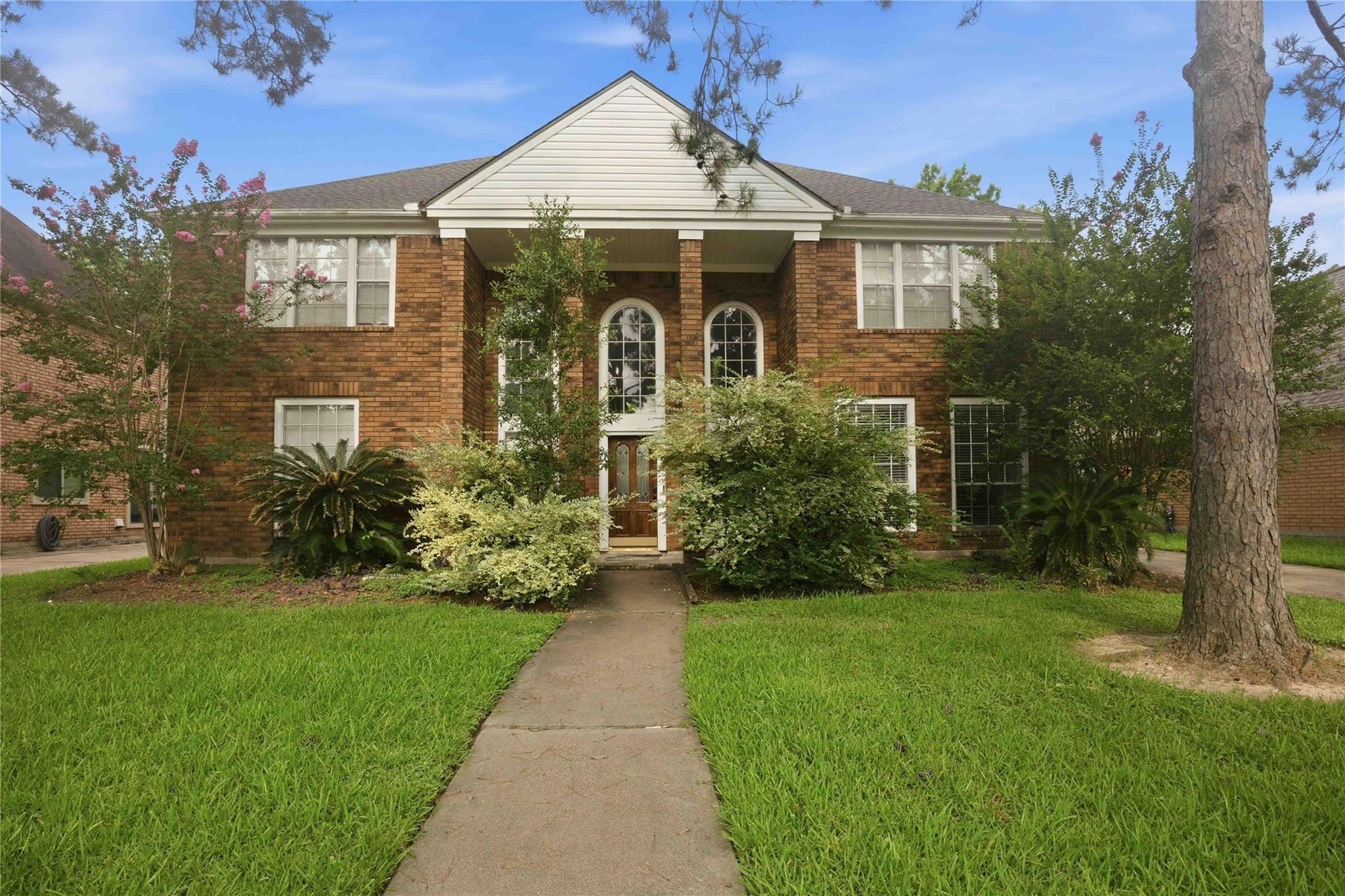 7315 Starbridge Drive — photo
