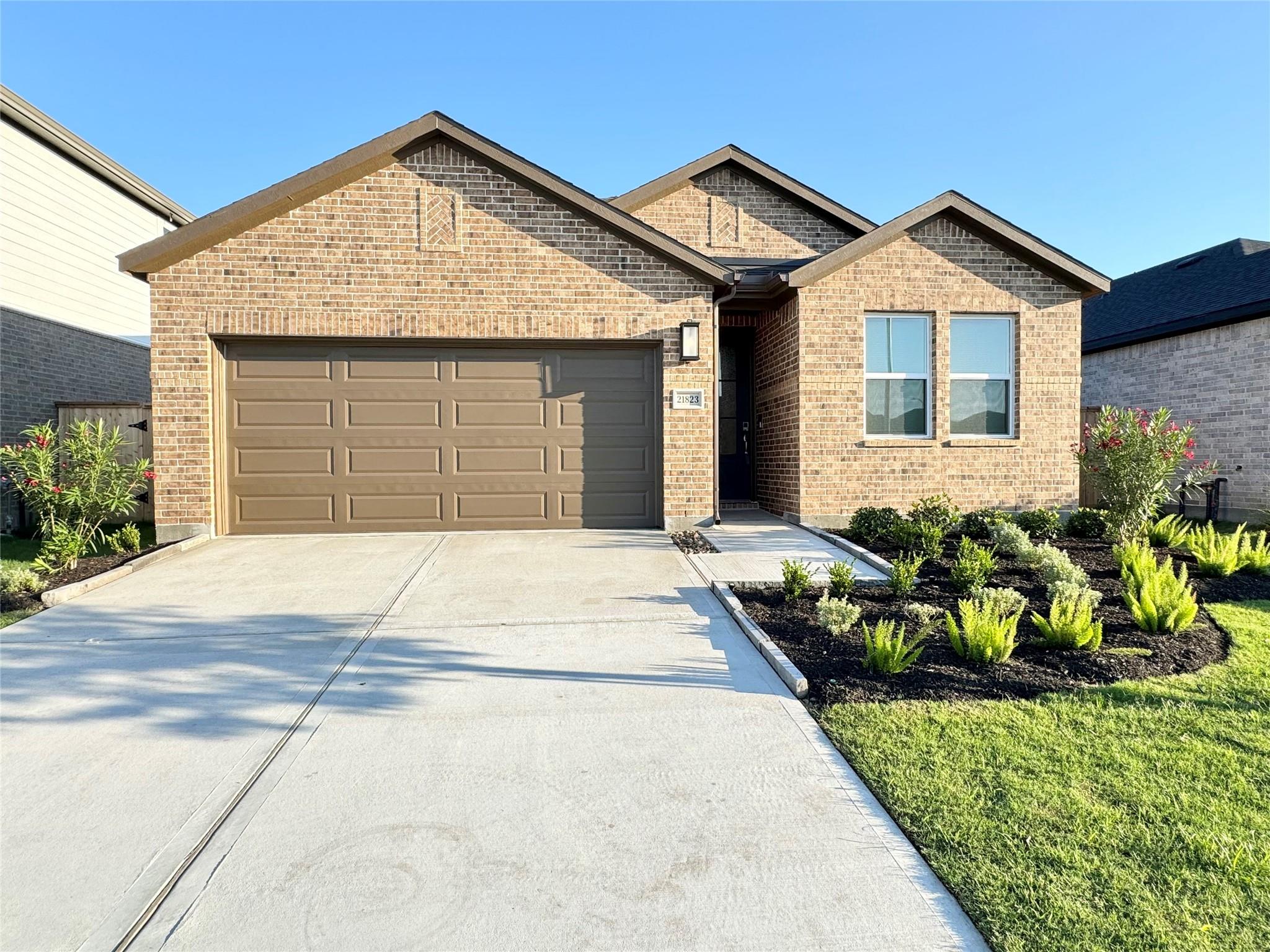 21823 White Stone Creek Dr — photo